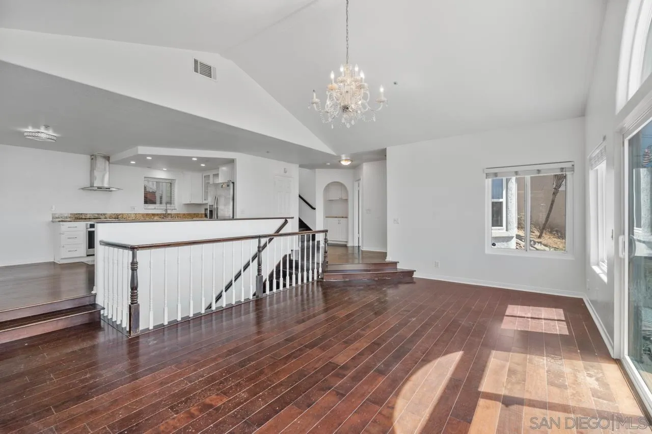 https://cdn.realtyfeed.com/cdn/127/260018051/1e0e17ebd8b0045d8c0e88a0cadf9c2c.webp
