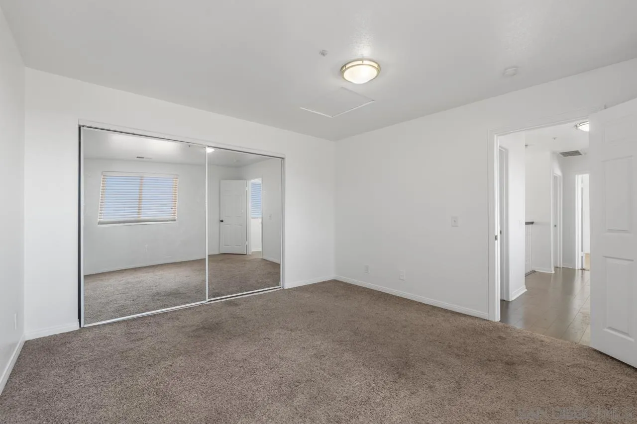 https://cdn.realtyfeed.com/cdn/127/260018051/59aba9f25eef066b19a1481555624acd.webp
