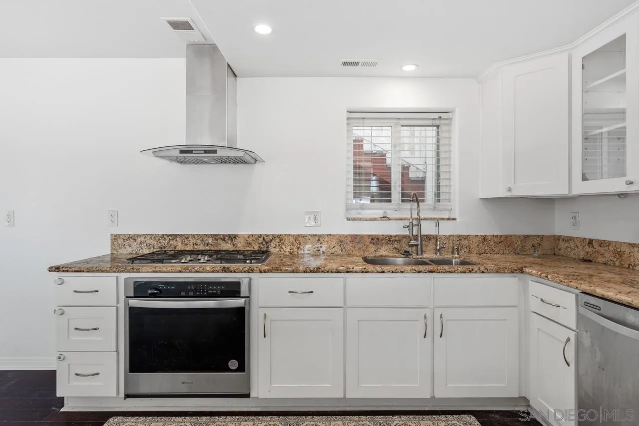 https://cdn.realtyfeed.com/cdn/127/260018051/8e3397fb322300f1be4b07c997293f3d.webp