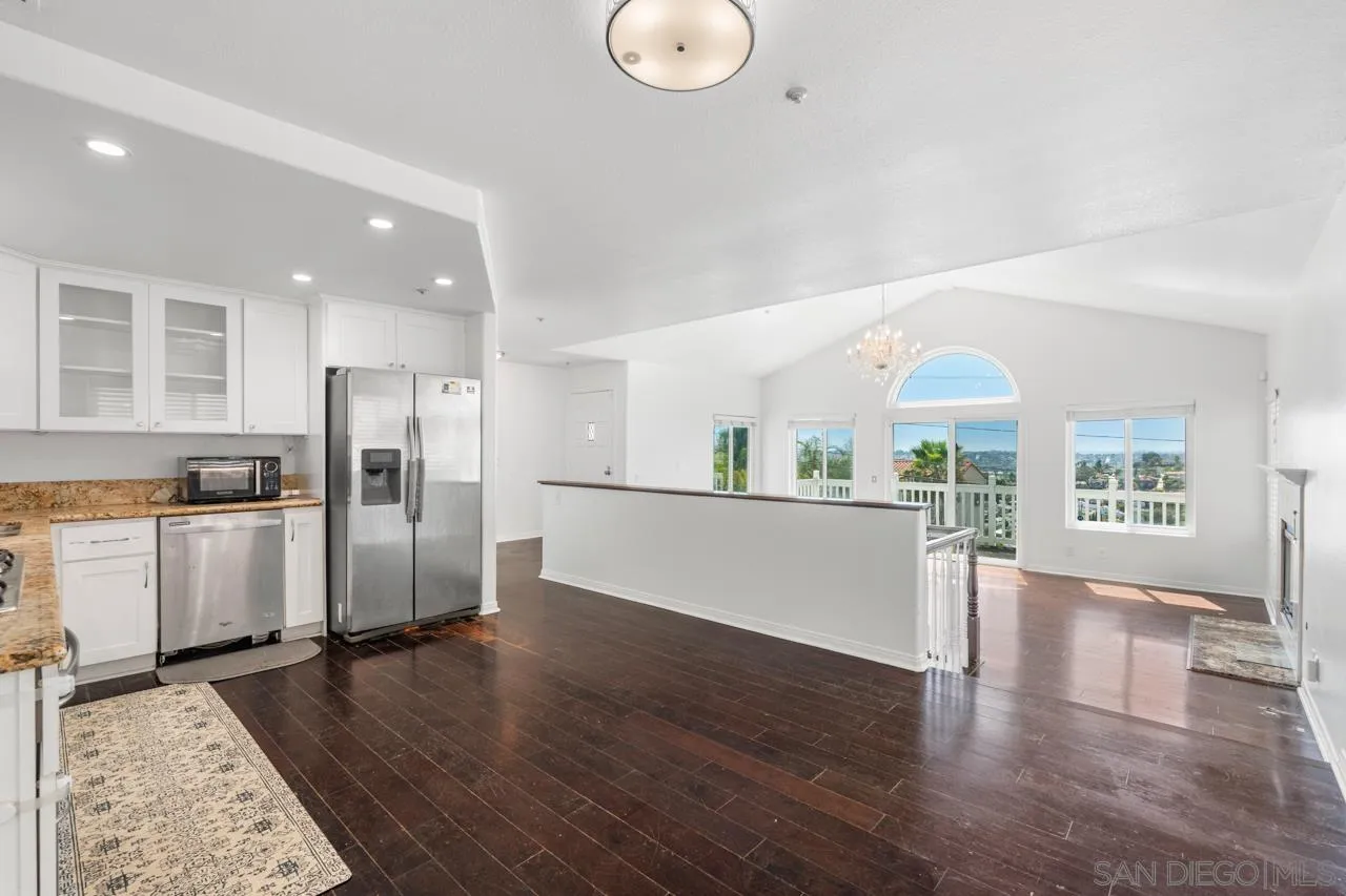 https://cdn.realtyfeed.com/cdn/127/260018051/dd4f91d712aa8ea90e74b86fd3baa5e1.webp