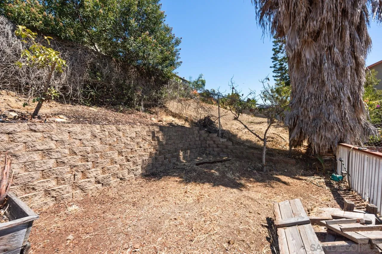 https://cdn.realtyfeed.com/cdn/127/260018051/ddc95ea738b97225cf369e1ca24b83ed.webp