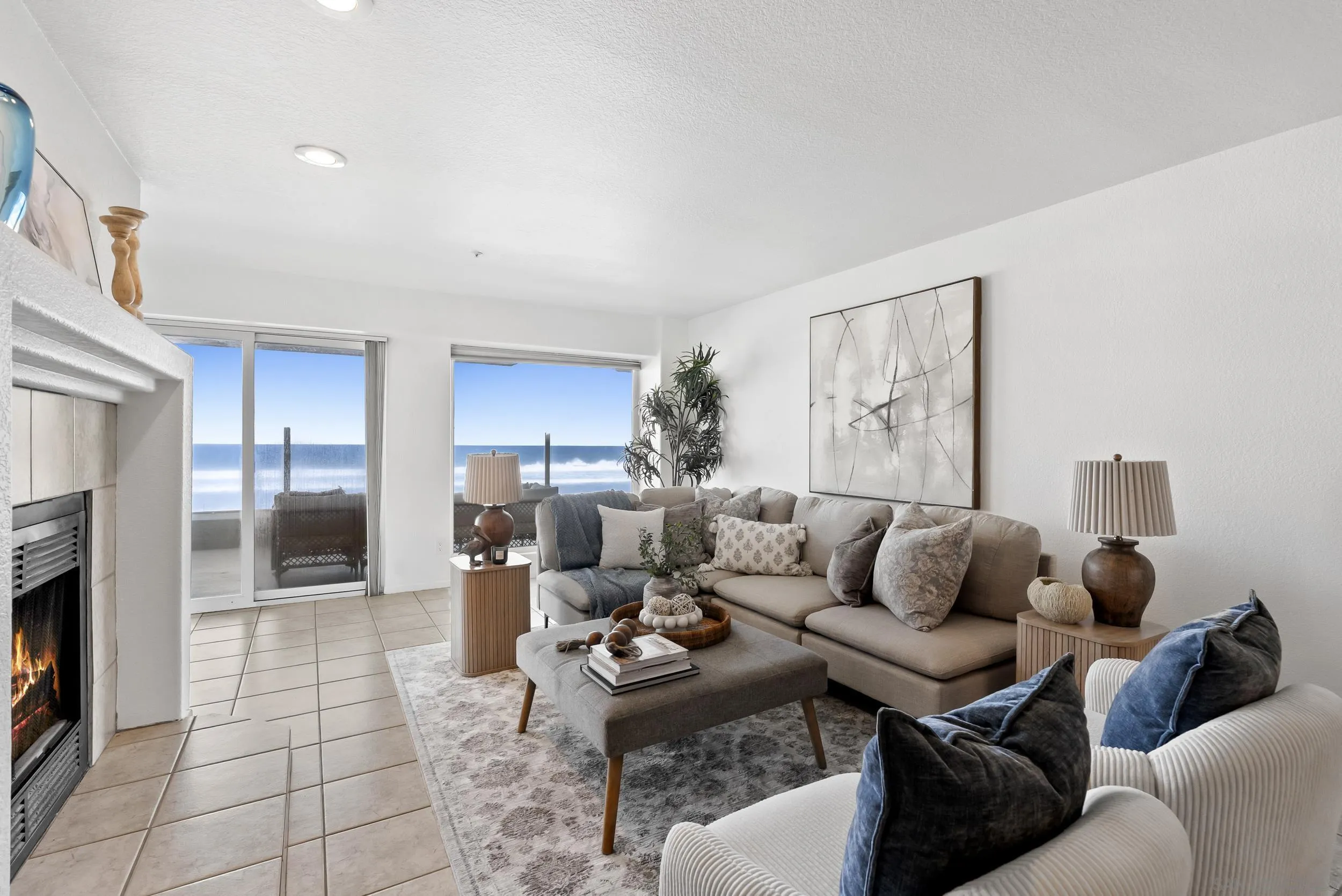 https://cdn.realtyfeed.com/cdn/127/260018054/3594a2e1629abe59629eaf8551010ec4.webp