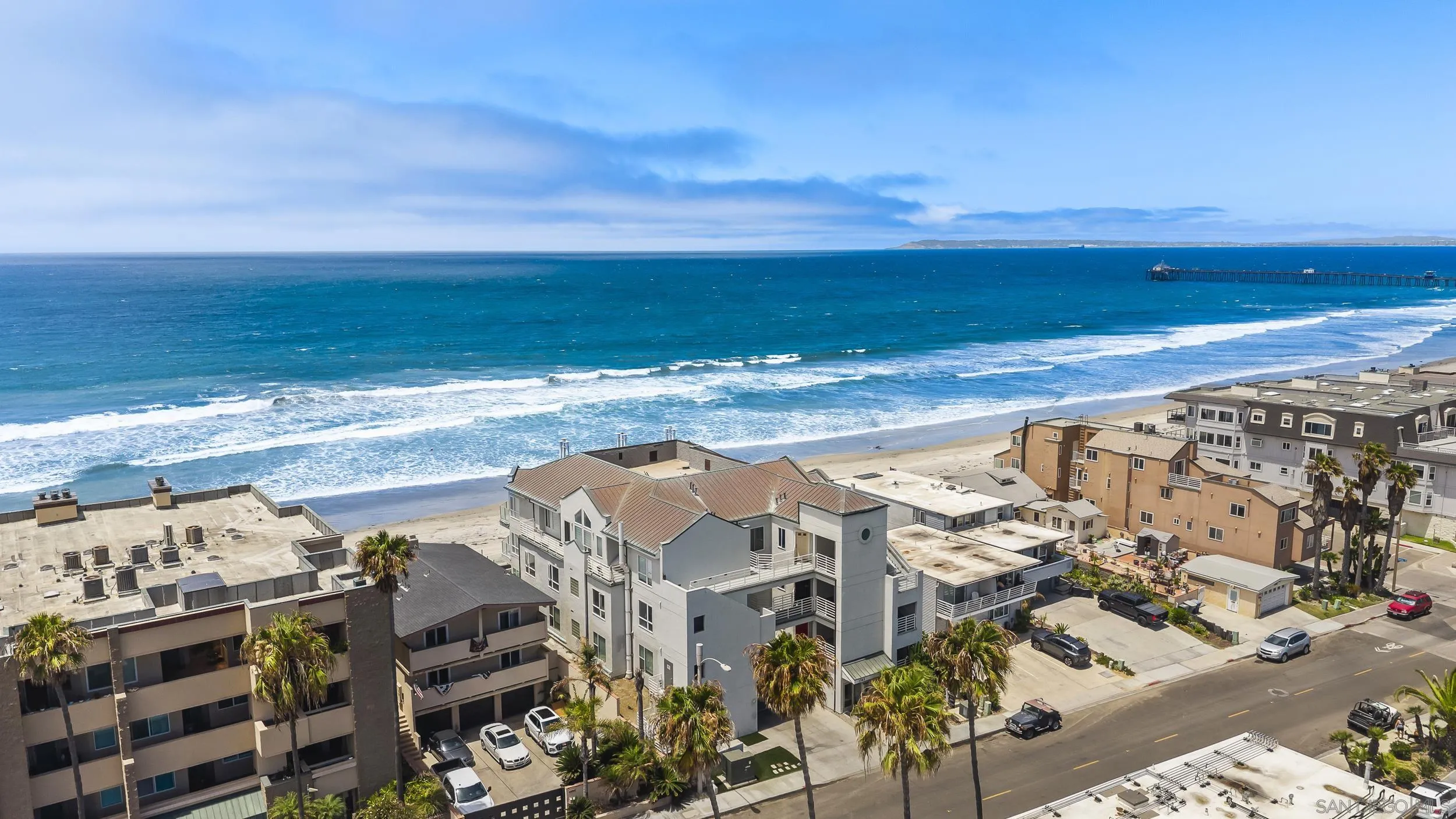 https://cdn.realtyfeed.com/cdn/127/260018054/ea8e11e627cfc4d97392256a4f96df9c.webp