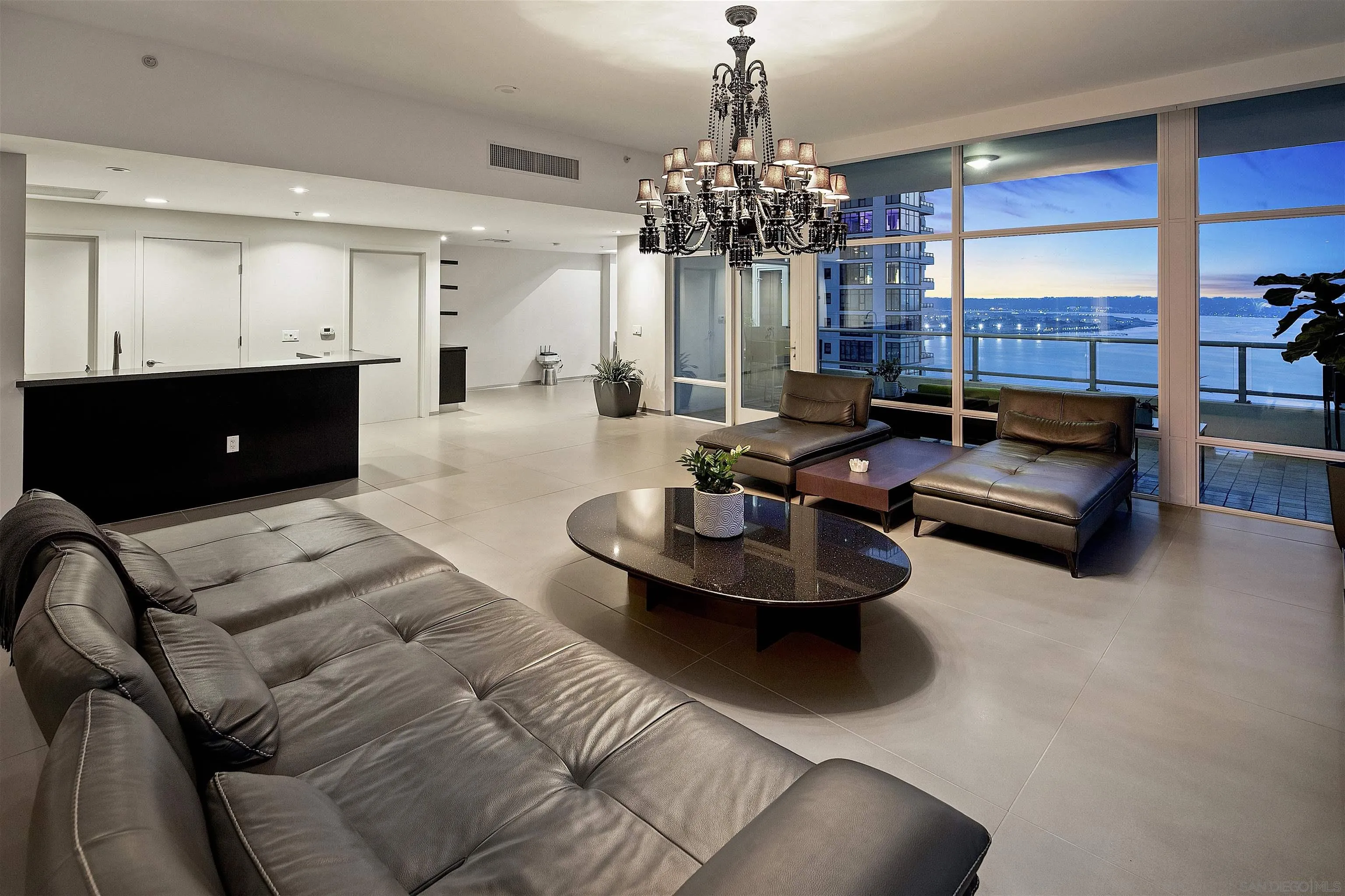 Photo #12: 260018058 Listing: Photo #12