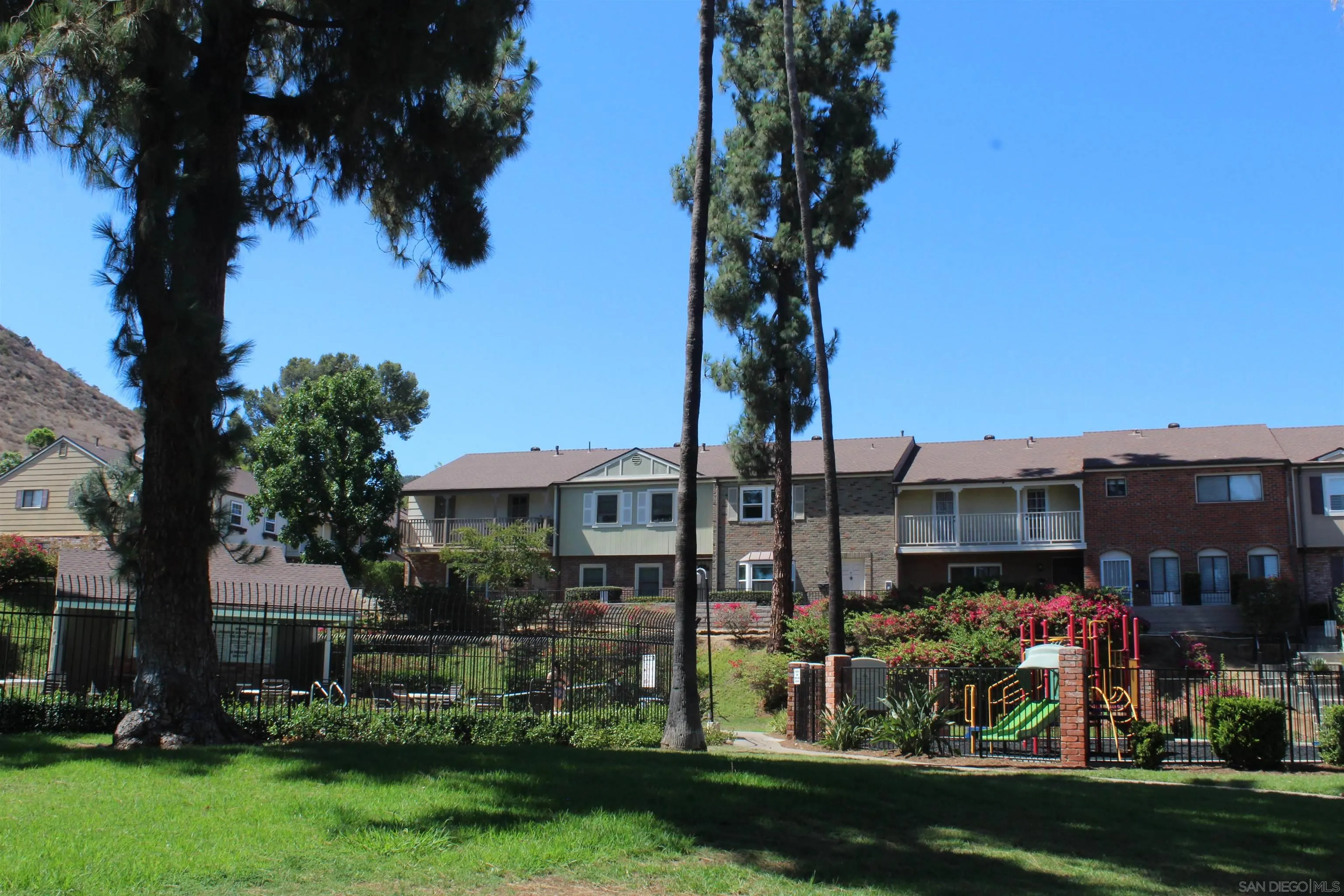 Photo #26: 260018061 Listing: Photo #26