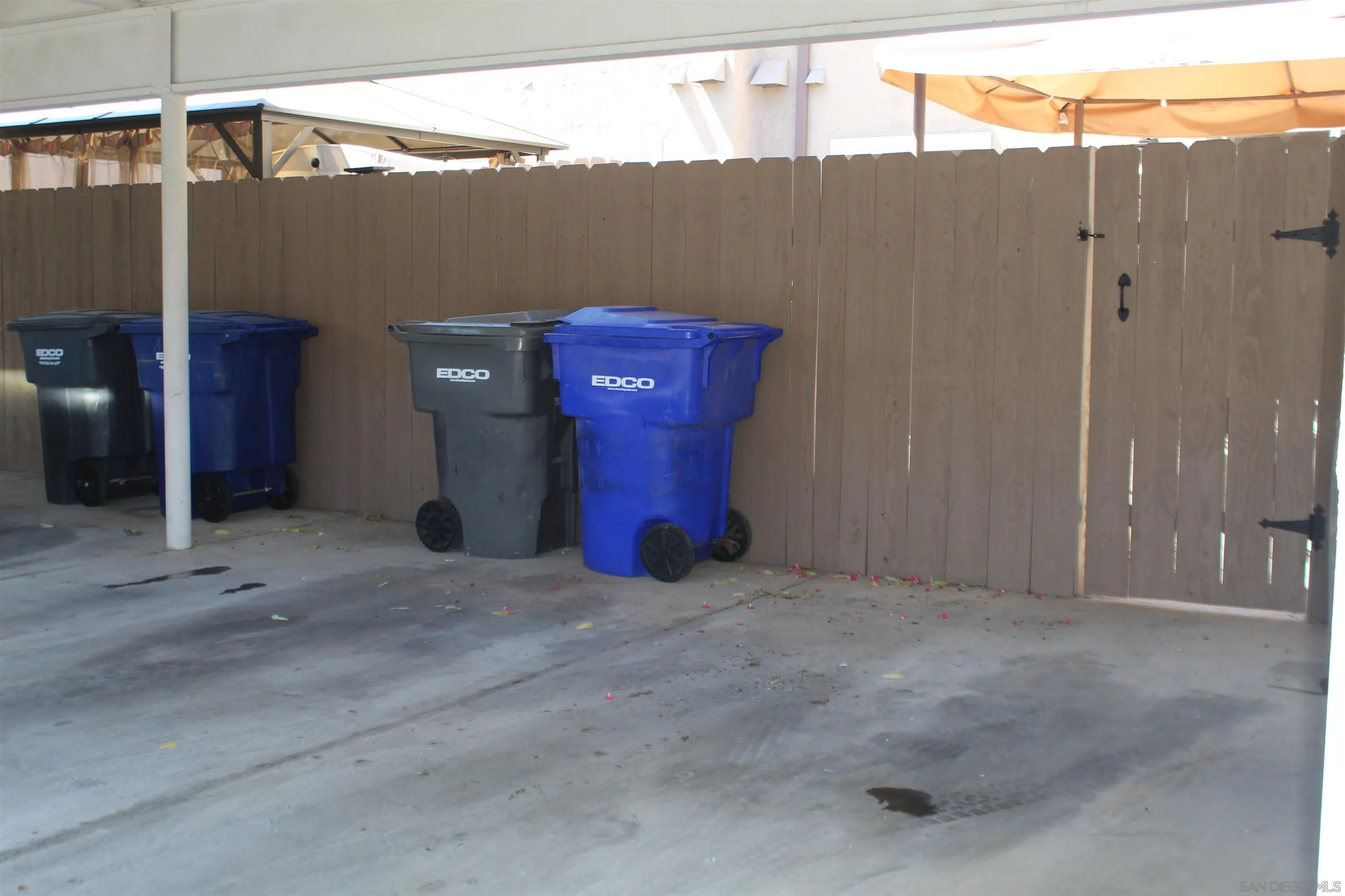 Photo #23: 260018061 Listing: Photo #23