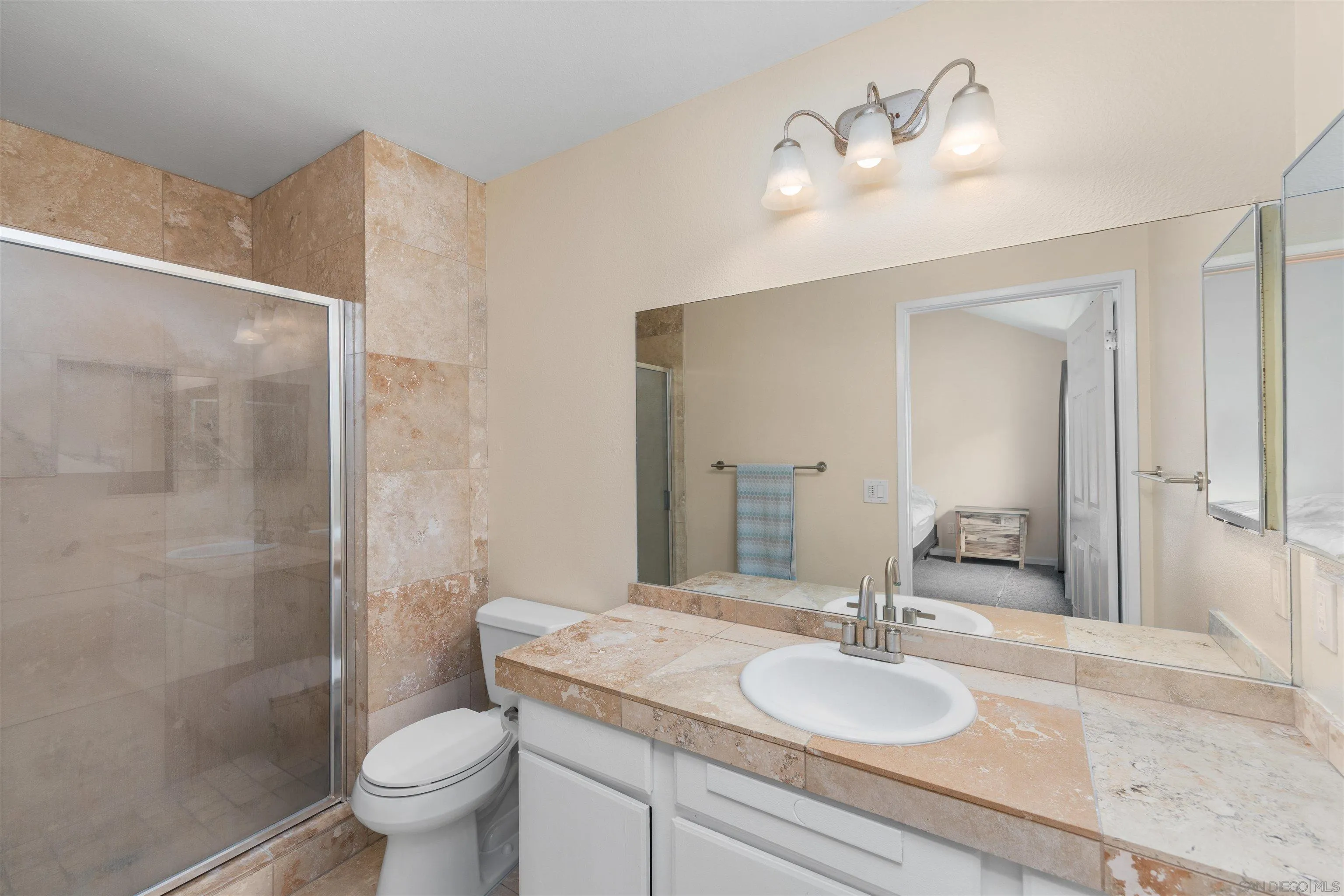 https://cdn.realtyfeed.com/cdn/127/260018062/19dba5a2e12ce49e3b9ef40bf789022c.webp