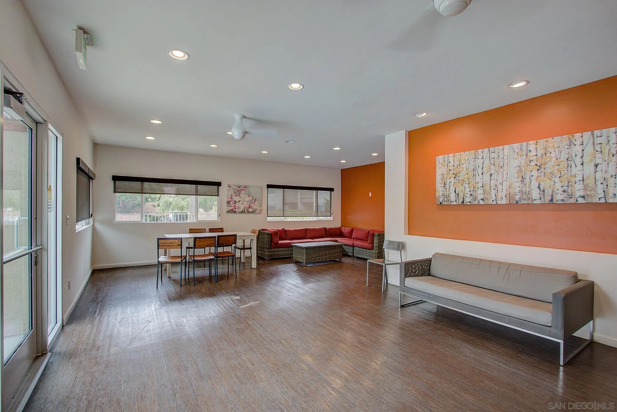 https://cdn.realtyfeed.com/cdn/127/260018062/d8de1dbc29ab3f901578814c9a865f57.webp