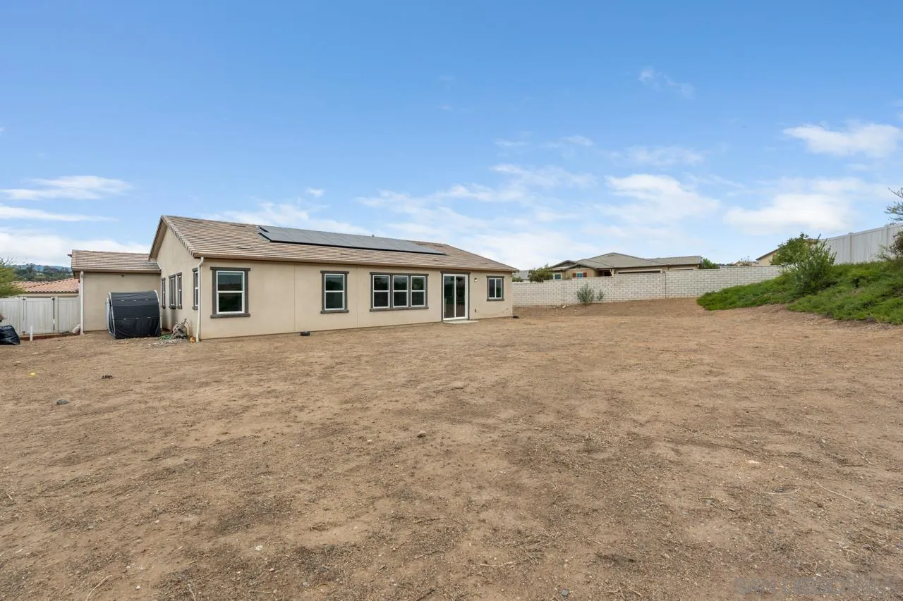 https://cdn.realtyfeed.com/cdn/127/260018068/04eab978d2462ff0f0bff59466f3bad7.webp