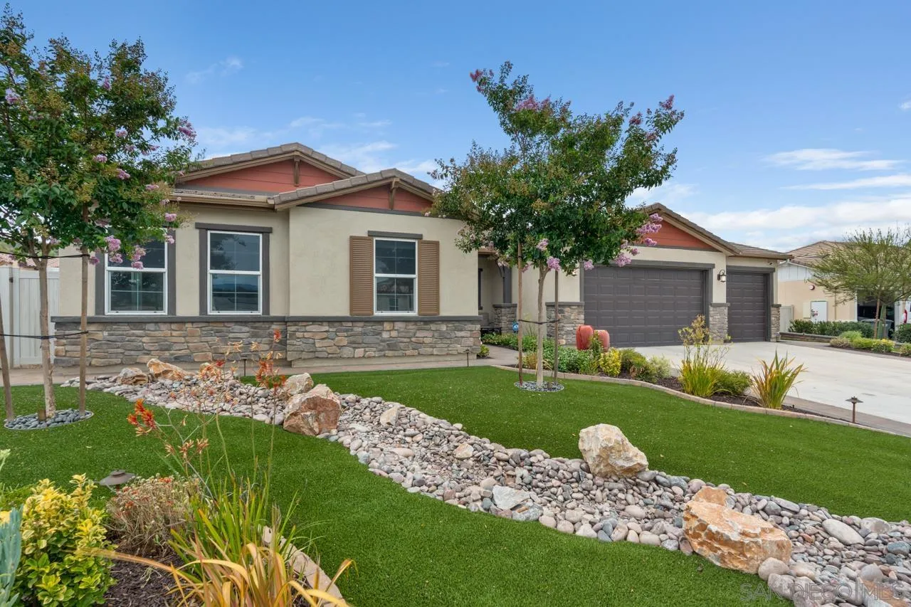 https://cdn.realtyfeed.com/cdn/127/260018068/25c9ce5a8592ce62a6b225fab40cccf2.webp