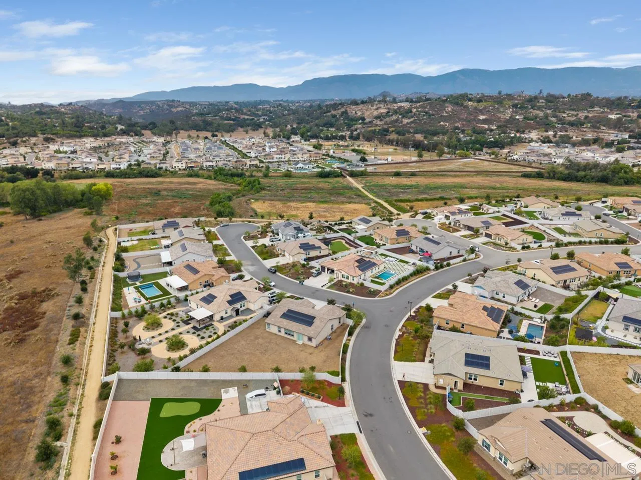 https://cdn.realtyfeed.com/cdn/127/260018068/5f043262f51c5d890ca8dfa204698dc0.webp
