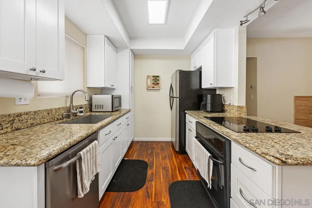 Photo #7: 260018070 Listing: Photo #7