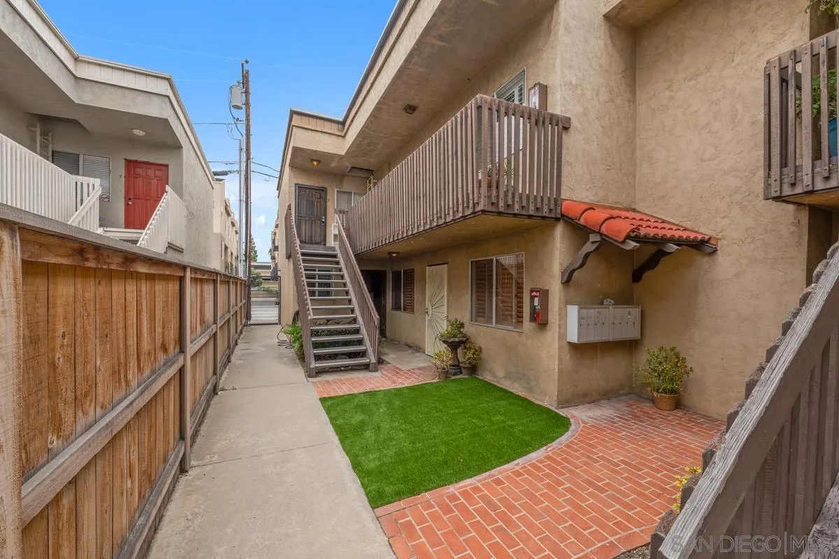 Photo #11: 260018070 Listing: Photo #11