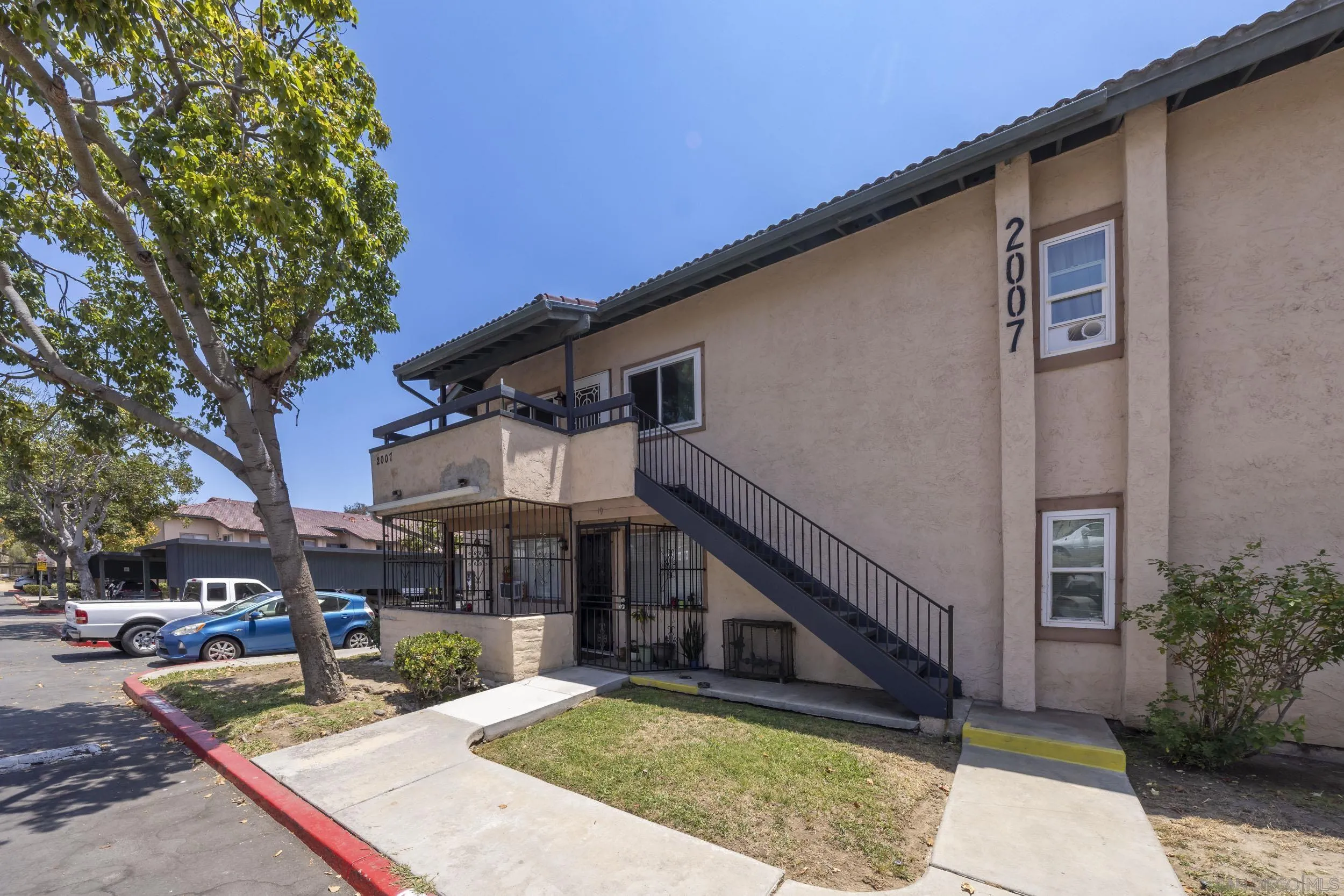 https://cdn.realtyfeed.com/cdn/127/260018073/0ffd1c40e2305950e8ca1fe8211c05c0.webp