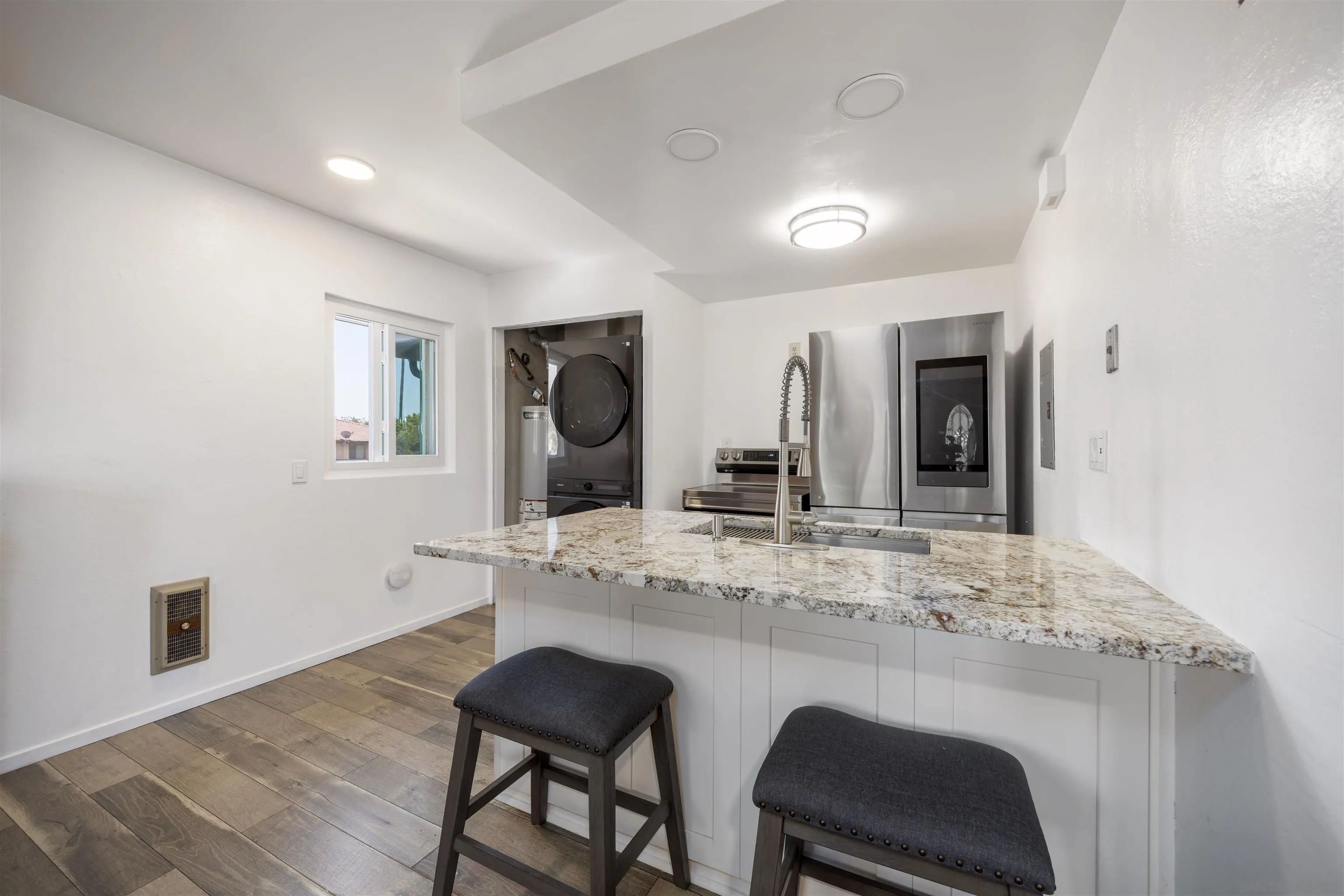 https://cdn.realtyfeed.com/cdn/127/260018073/22c65e9db38873ee2d9d8eb22fdb6f34.webp