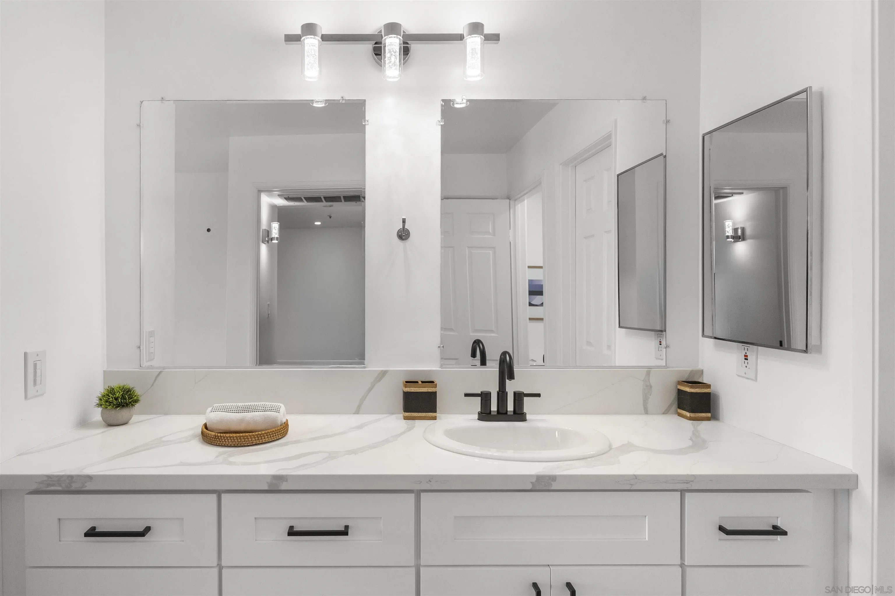 Photo #10: 260018078 Listing: Photo #10