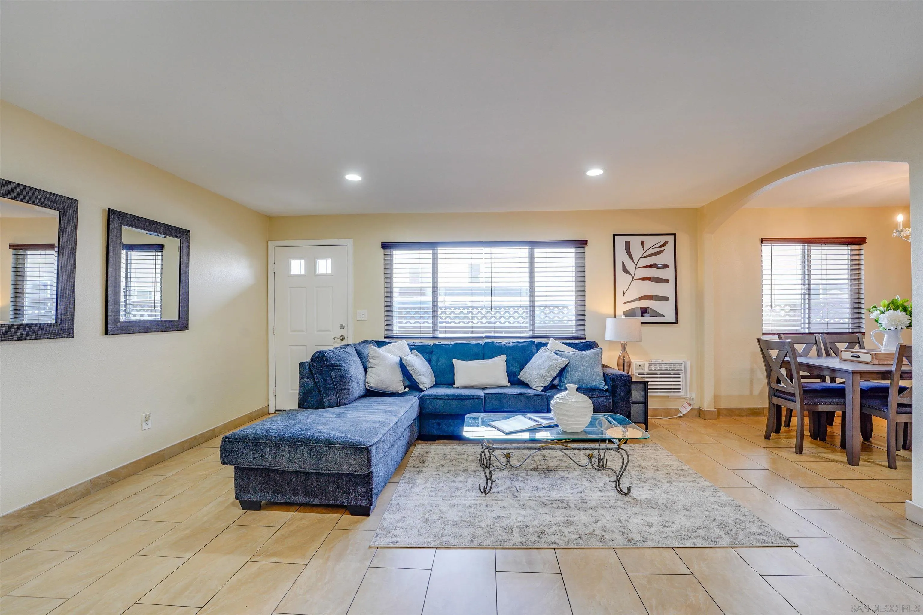 Photo #5: 260018085 Listing: Photo #5