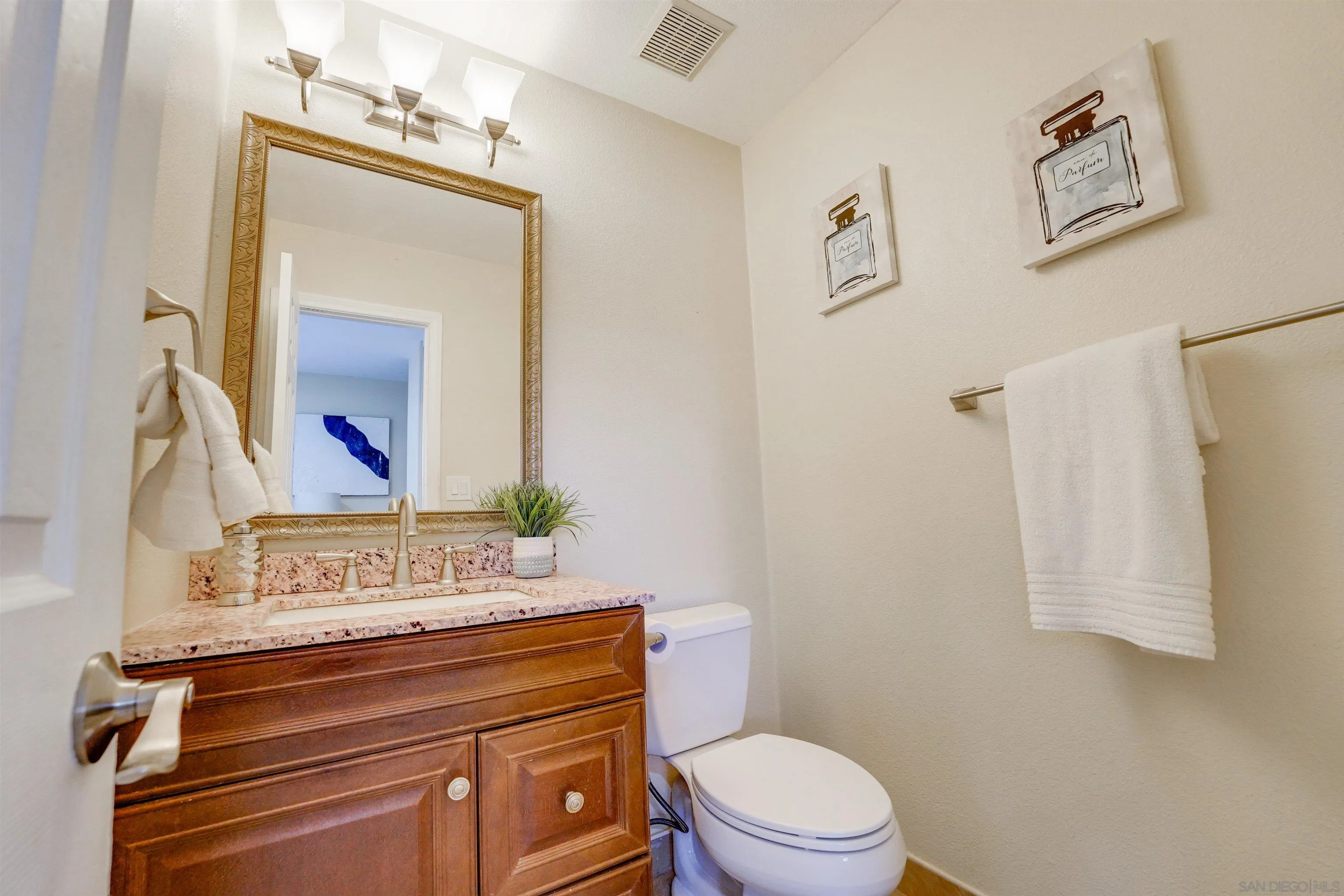 Photo #11: 260018085 Listing: Photo #11