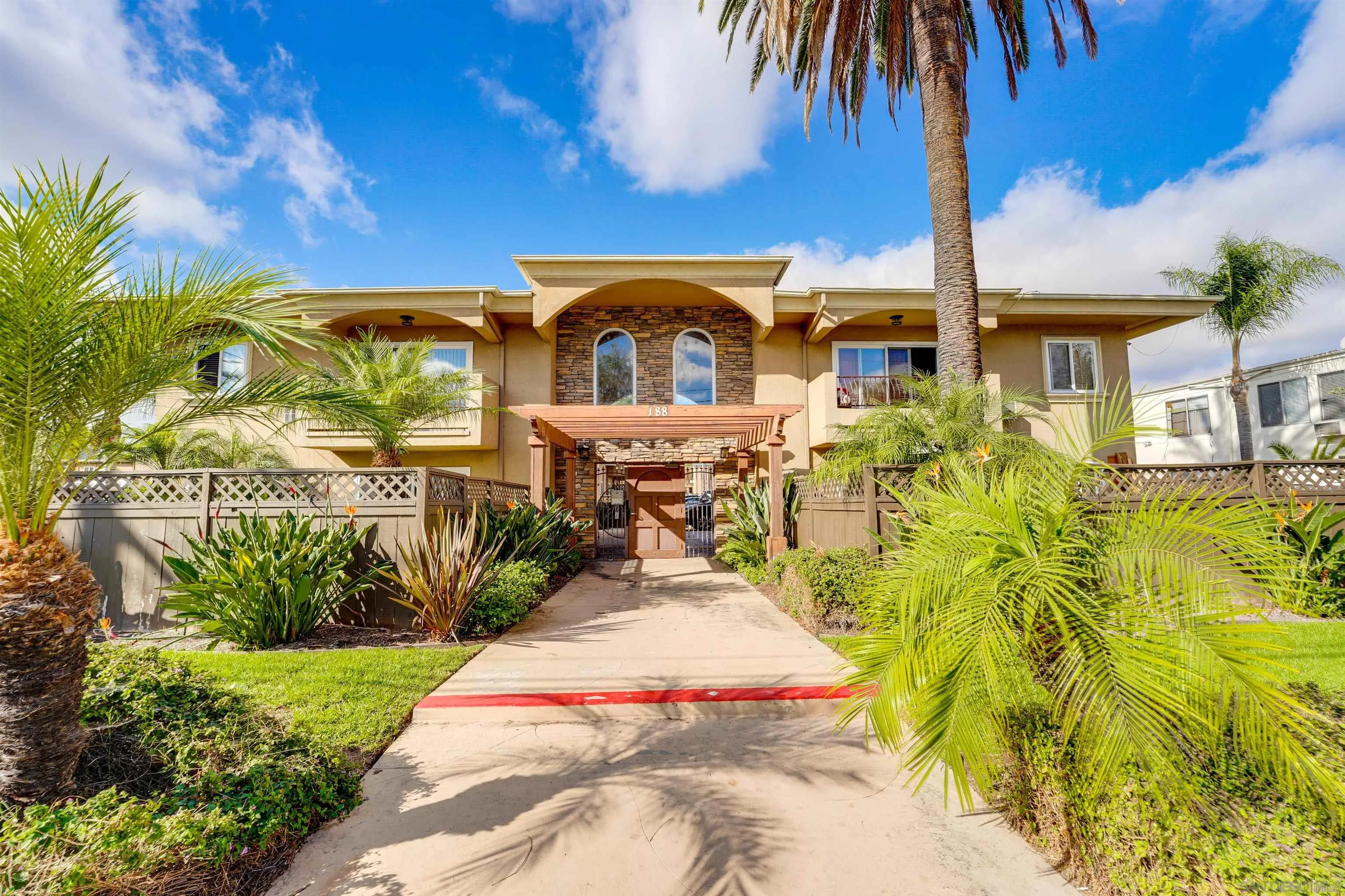 Photo #1: 260018085 Listing: Photo #1
