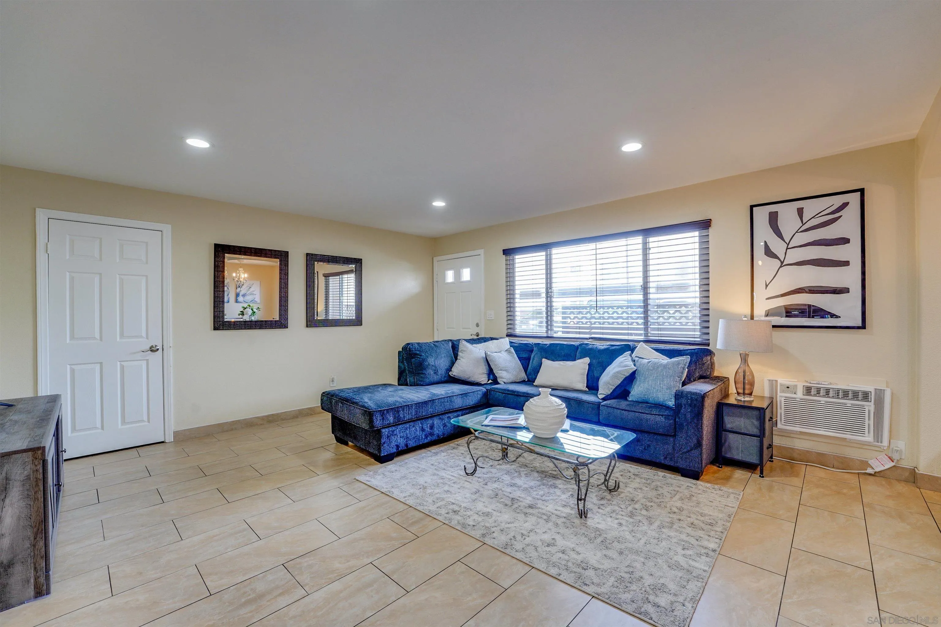 Photo #3: 260018085 Listing: Photo #3