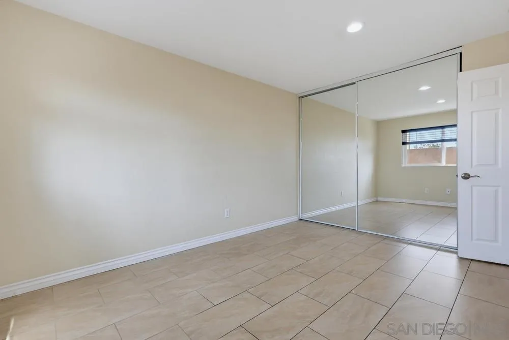 https://cdn.realtyfeed.com/cdn/127/260018085/eb95456c88d01b7ee41a43eb54cfa743.webp