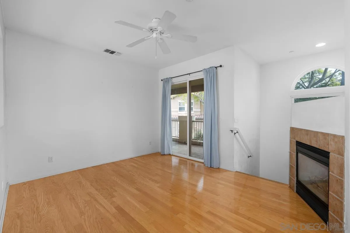 Photo #5: 260018086 Listing: Photo #5