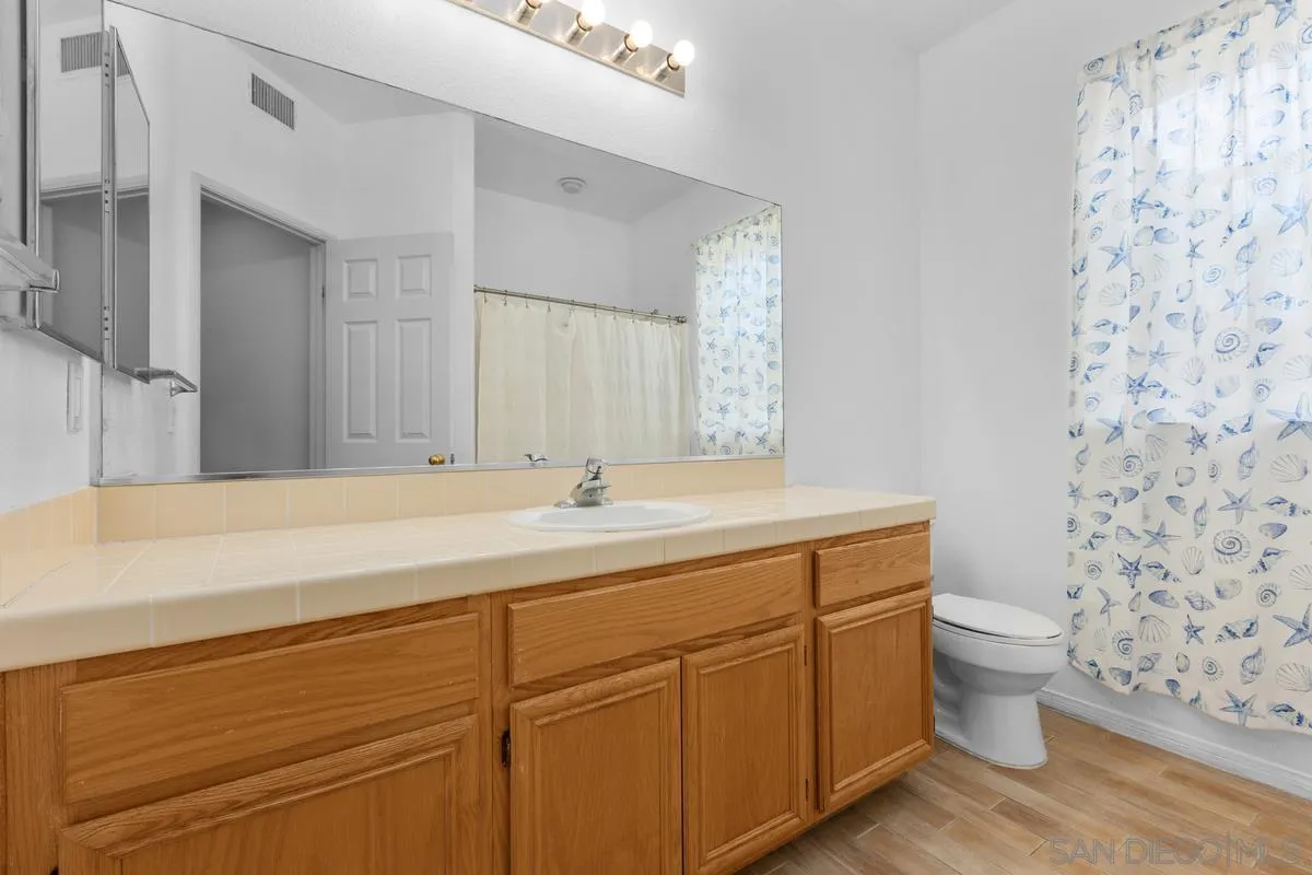 Photo #34: 260018086 Listing: Photo #34