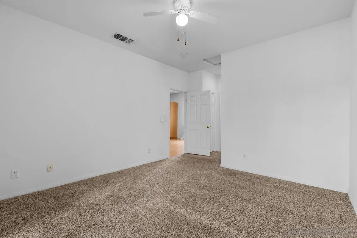 Photo #23: 260018086 Listing: Photo #23