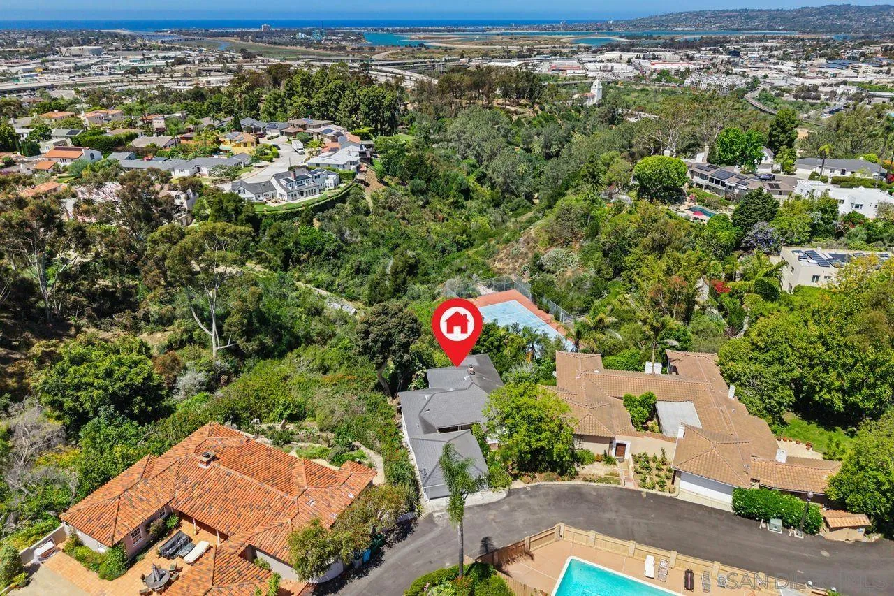 https://cdn.realtyfeed.com/cdn/127/260018087/21f7a196b5e9e45649b6d4b31c2047ce.webp