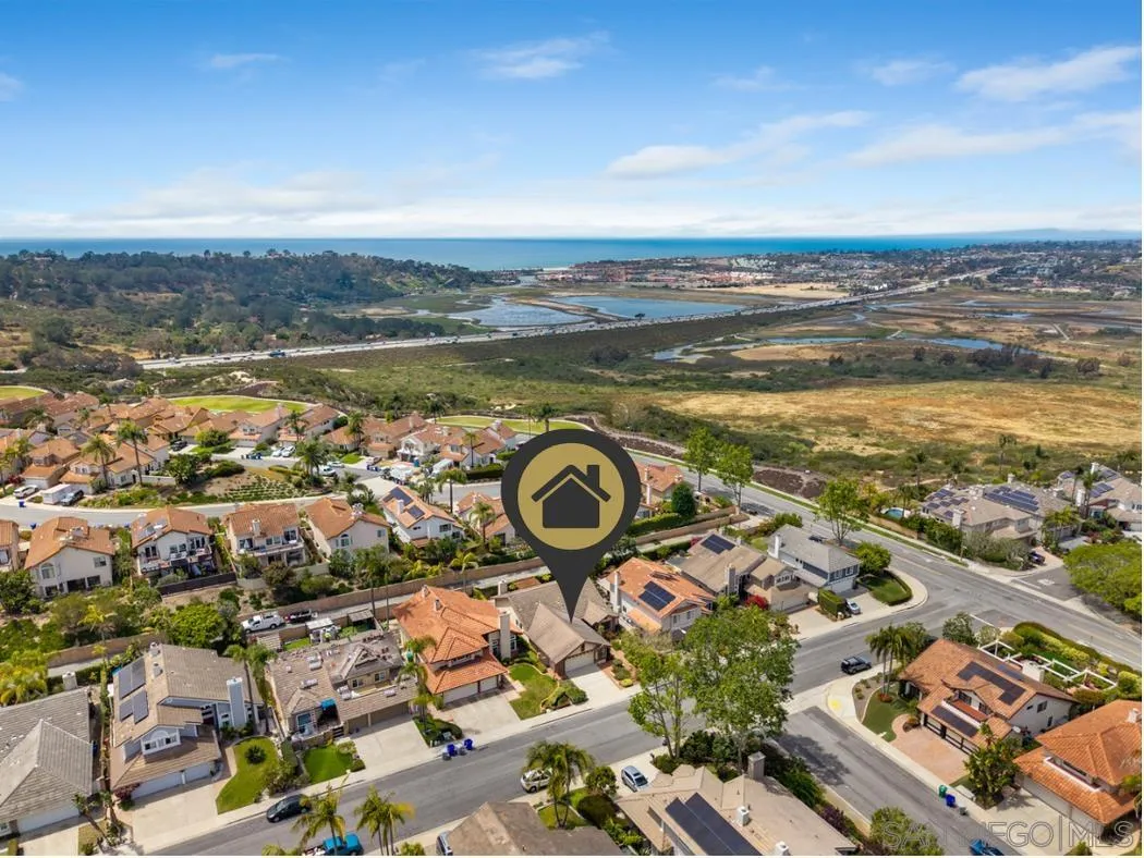 https://cdn.realtyfeed.com/cdn/127/260018091/8e461b339c4b30ccdec73c8ffcaaa231.webp