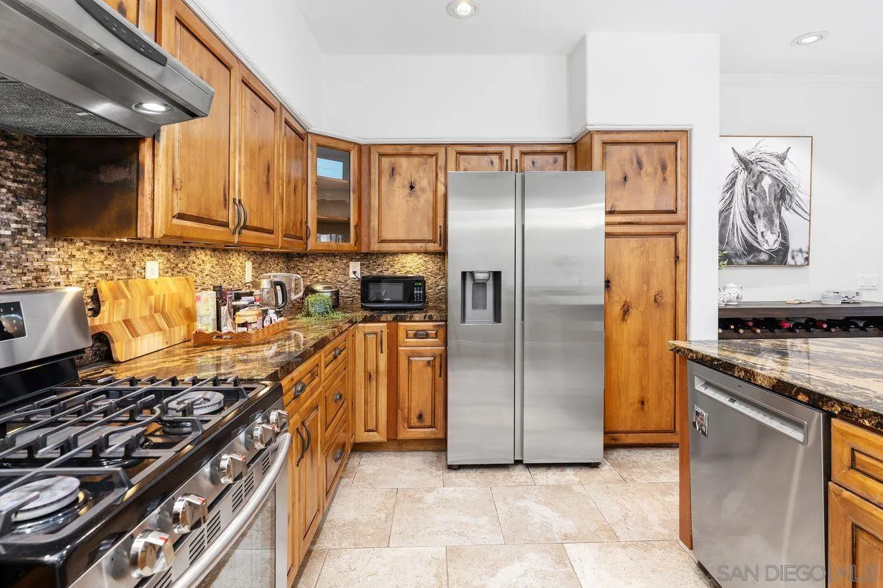 https://cdn.realtyfeed.com/cdn/127/260018097/08d364db131f183b1a620daabd2fb61f.webp