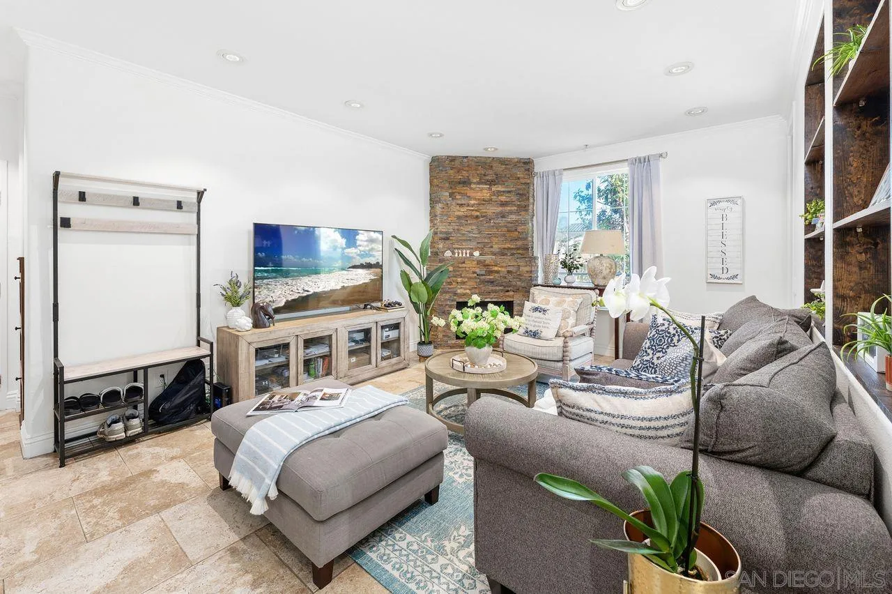 https://cdn.realtyfeed.com/cdn/127/260018097/37d78e42a67ac61318428e3be4d24a51.webp