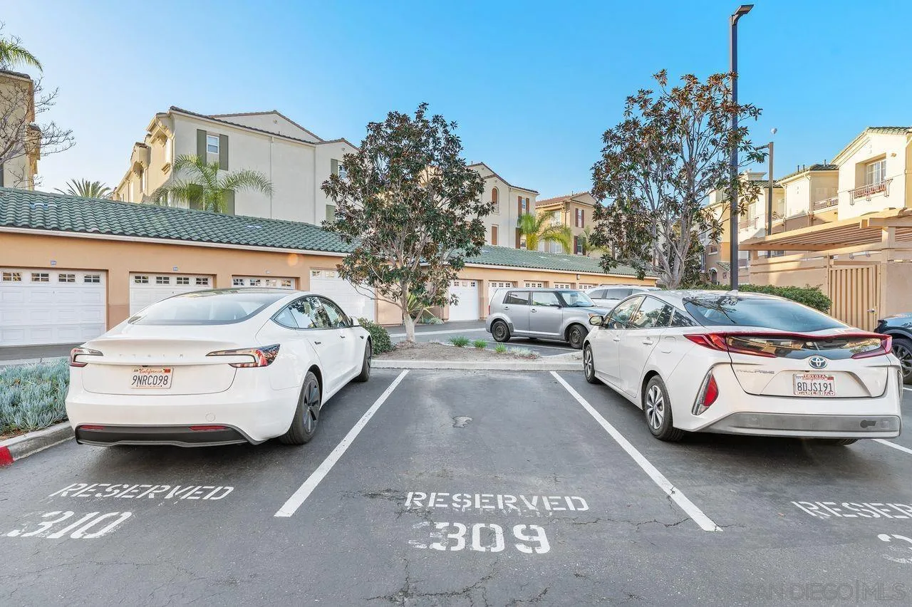 https://cdn.realtyfeed.com/cdn/127/260018097/add764683909f5c221b7cde488aea830.webp