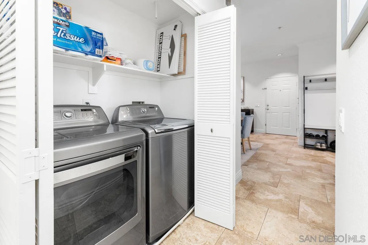https://cdn.realtyfeed.com/cdn/127/260018097/cab6cec7a7f18c0a06633284e0a99a69.webp