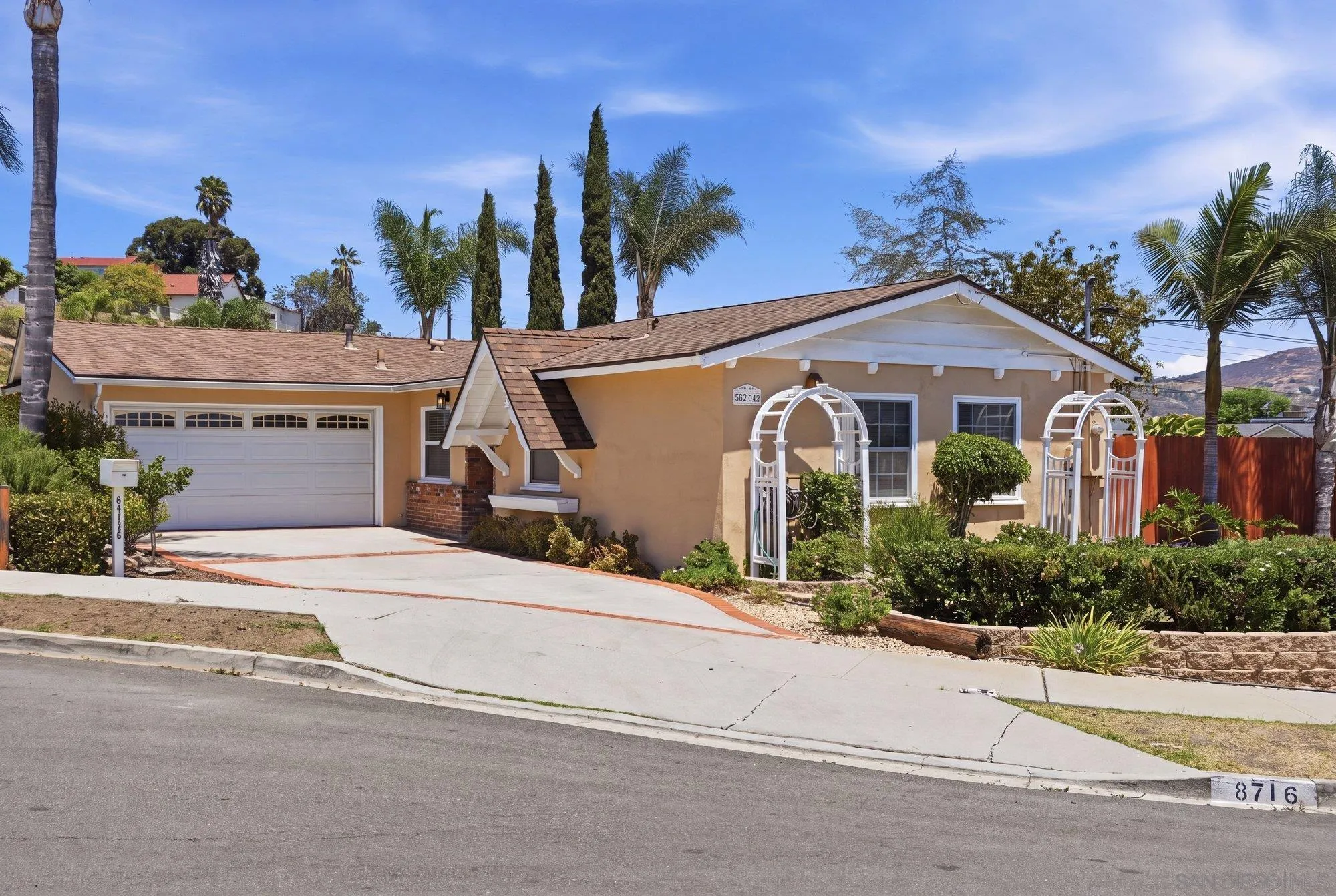 https://cdn.realtyfeed.com/cdn/127/260018100/34c1e19e486064c19cf5f675c28640e3.webp