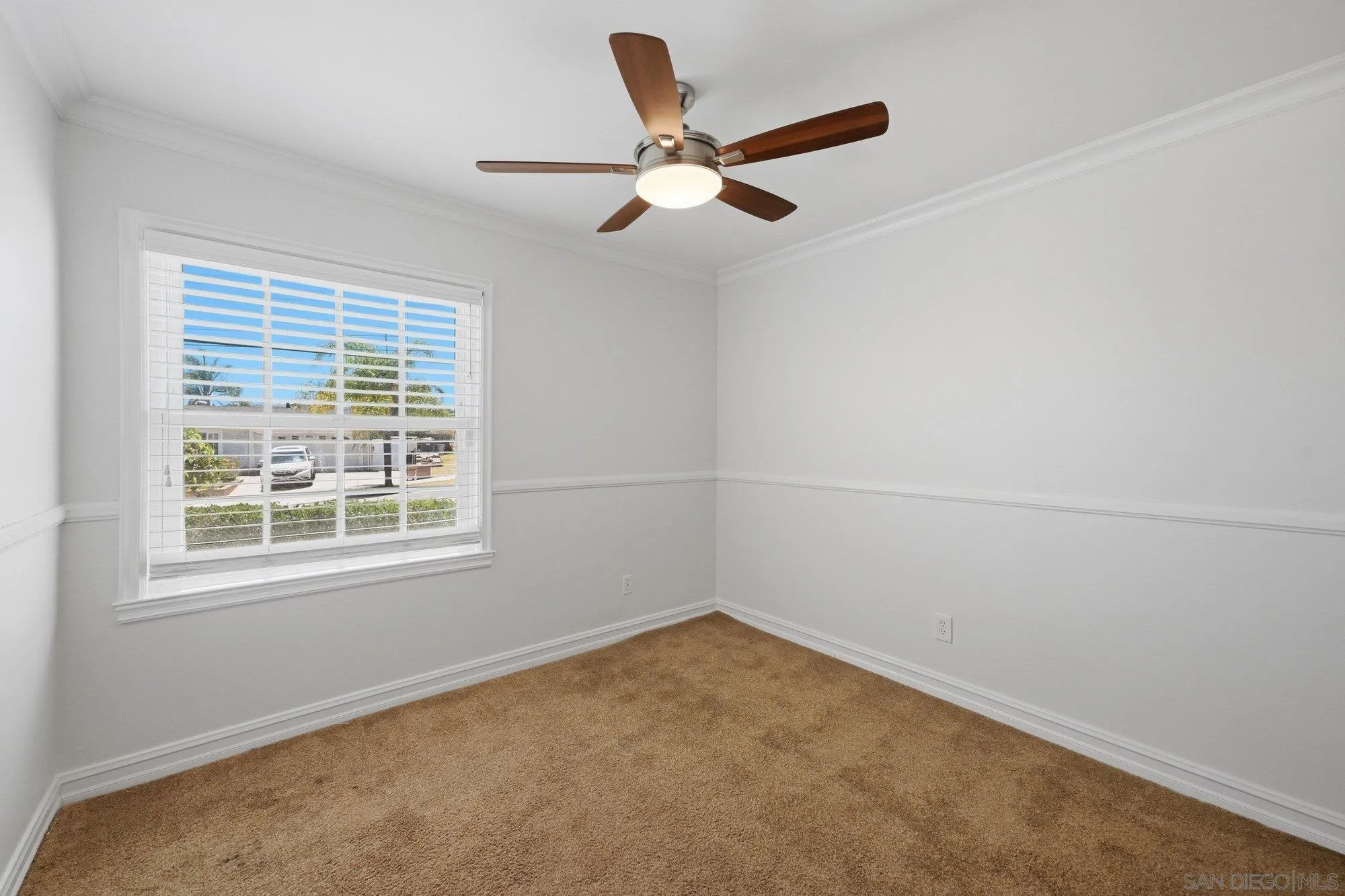 https://cdn.realtyfeed.com/cdn/127/260018100/a6fb030e96c9cf31cc107f27f2a58442.webp