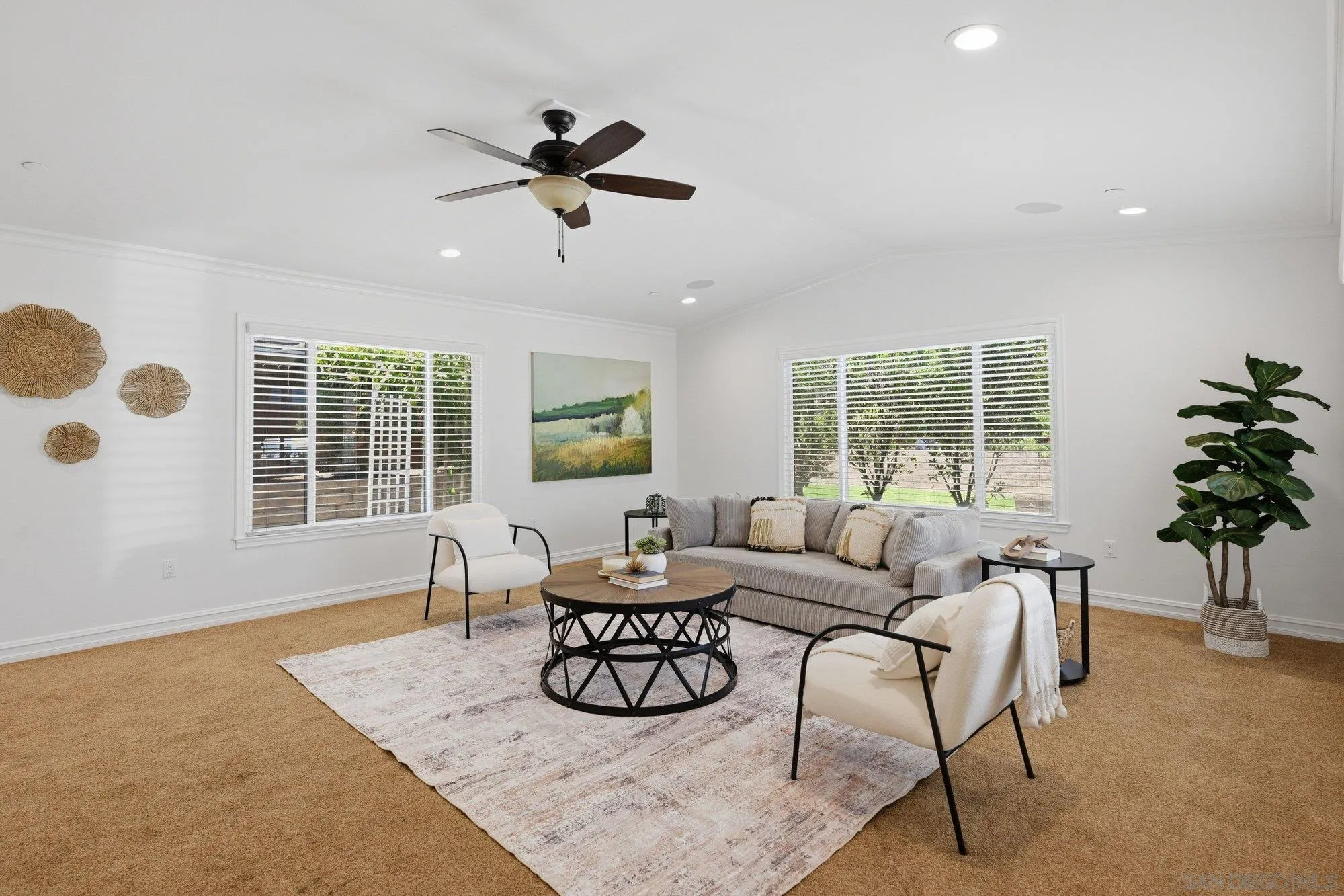 https://cdn.realtyfeed.com/cdn/127/260018100/b9c497015a0e4c9e9b4b844fdbdedb88.webp
