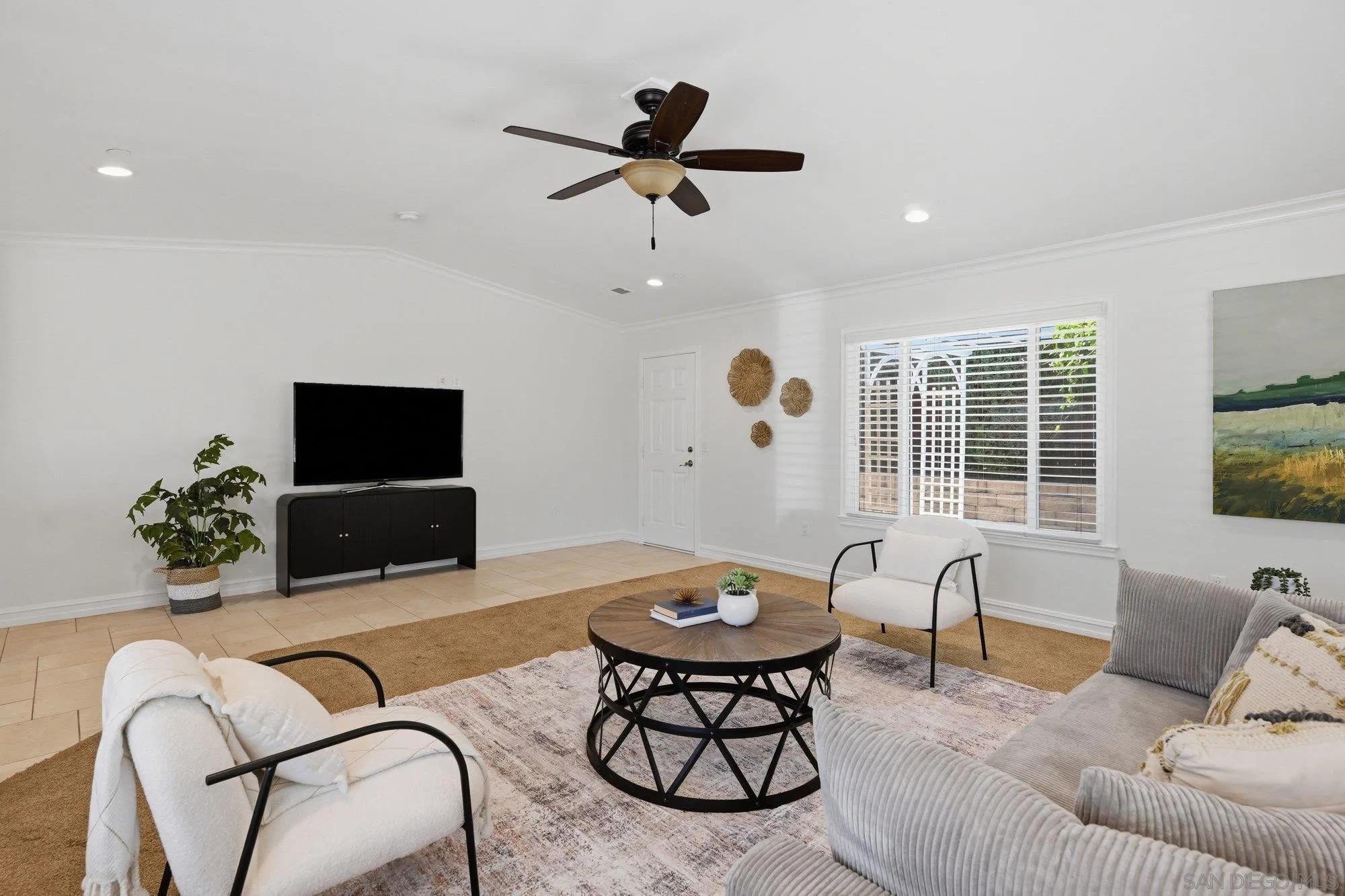https://cdn.realtyfeed.com/cdn/127/260018100/ff18c12078881d7bd90df4b401525a2e.webp