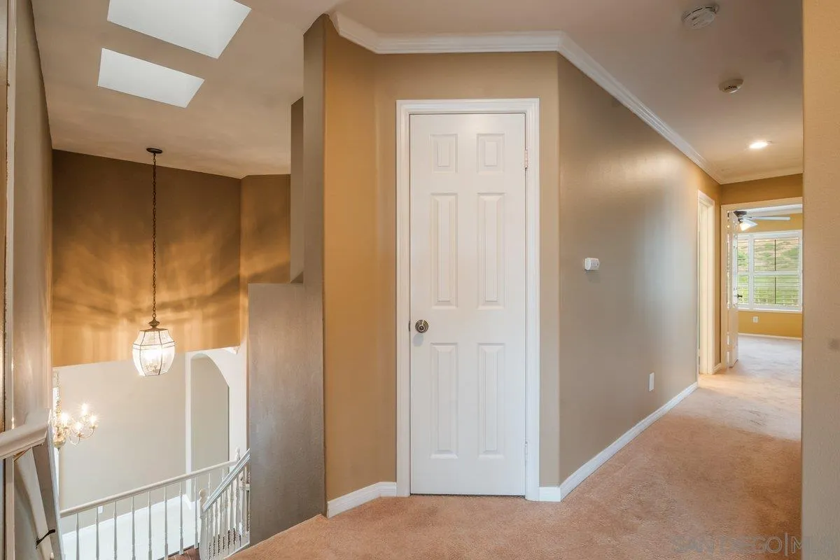 https://cdn.realtyfeed.com/cdn/127/260018102/06aab033b42624b0dcd55eab9a8d4b7b.webp