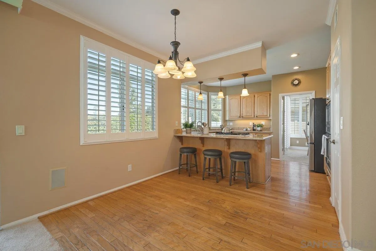 https://cdn.realtyfeed.com/cdn/127/260018102/1b4191f221c9f0e6b5735e015132b0d6.webp