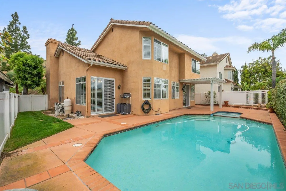 https://cdn.realtyfeed.com/cdn/127/260018102/df4dffcf2c931010d68049f11c1d1b3e.webp