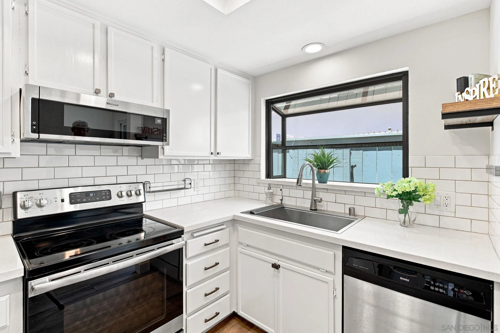 Photo #16: 260018103 Listing: Photo #16