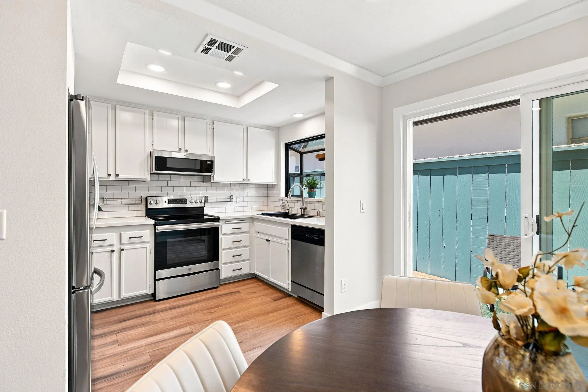 Photo #10: 260018103 Listing: Photo #10