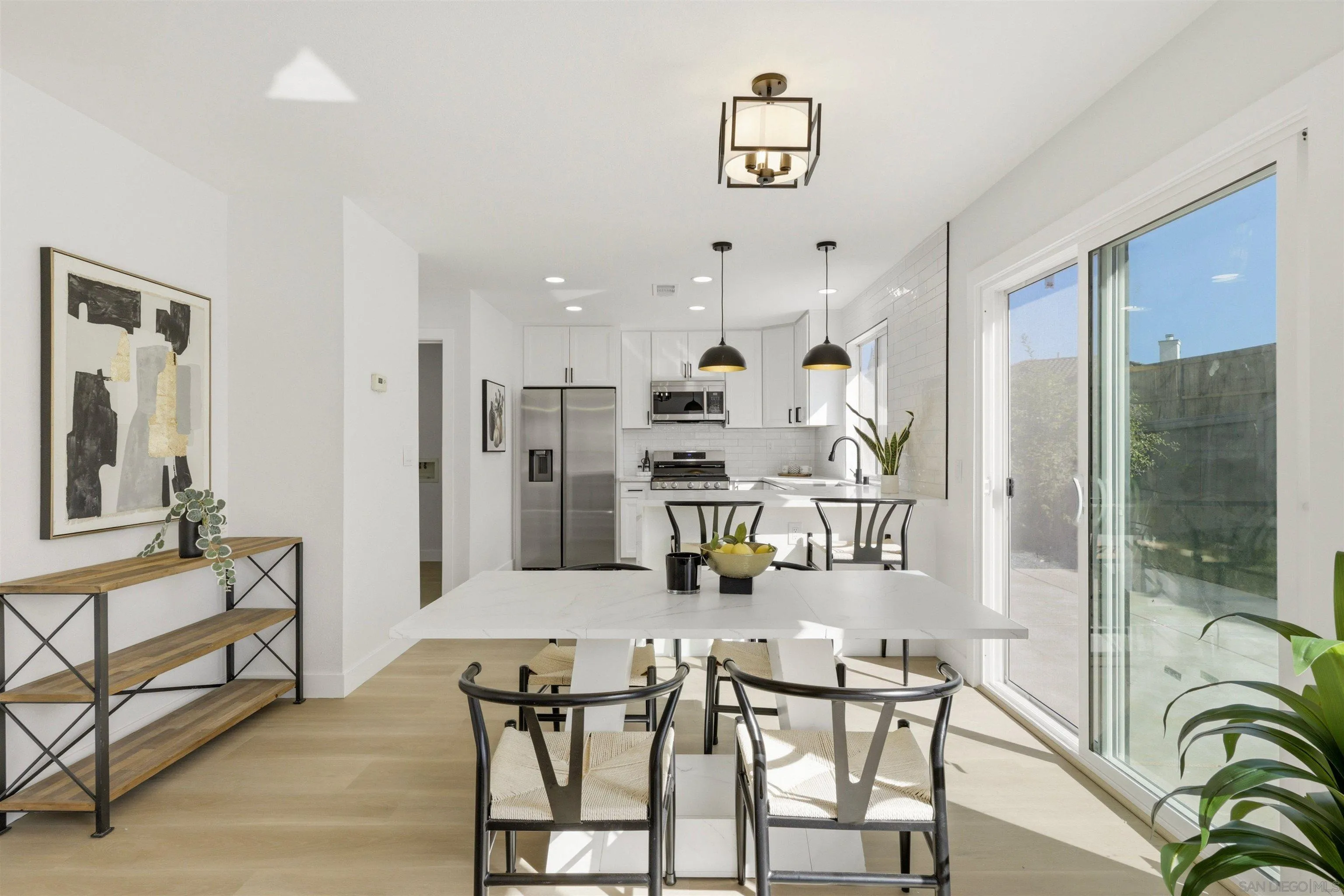 https://cdn.realtyfeed.com/cdn/127/260018112/153e5e2ca27b27da39a21f3c1f70c934.webp