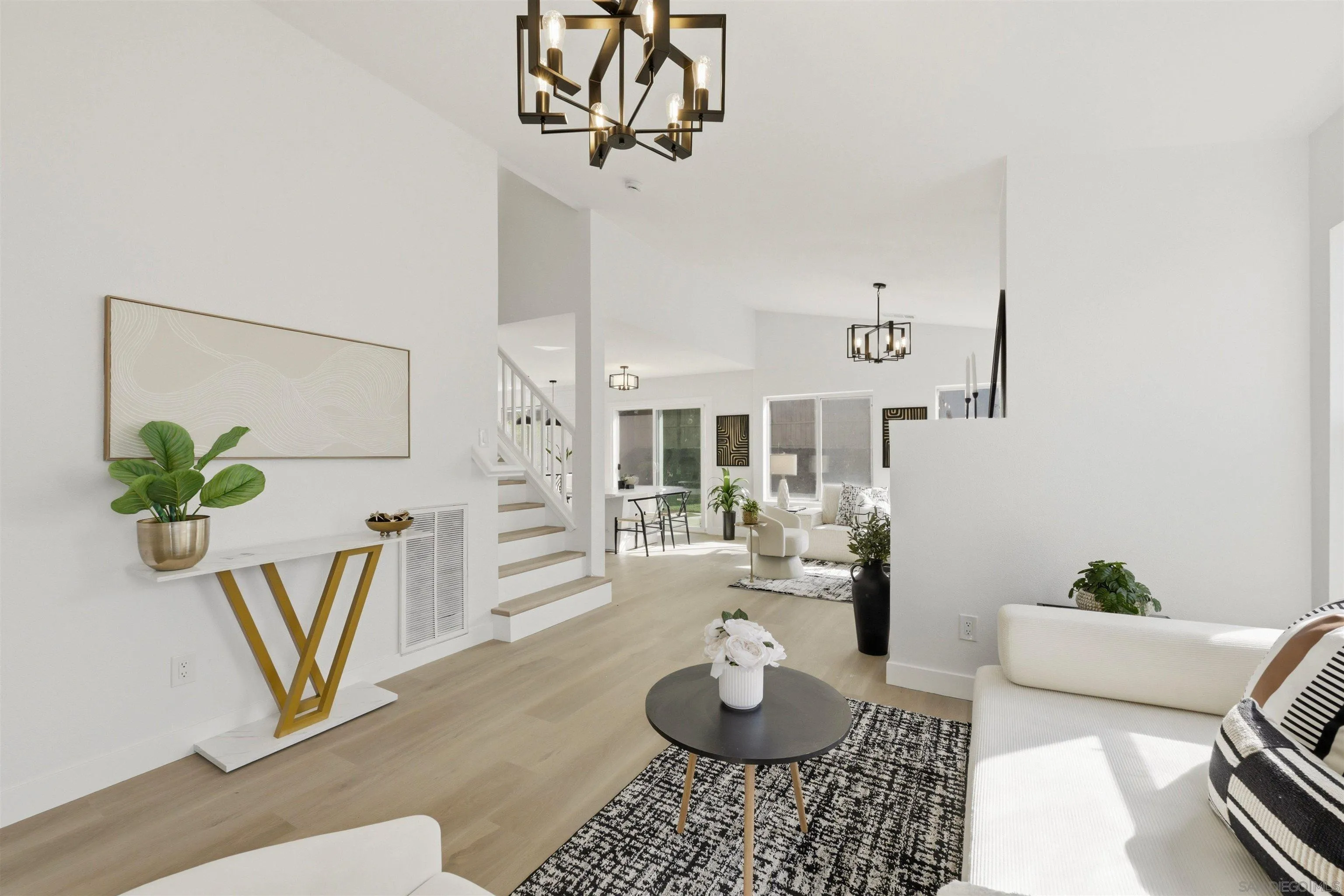 https://cdn.realtyfeed.com/cdn/127/260018112/23a768c4f1811fae33ae803f7ee52ac5.webp