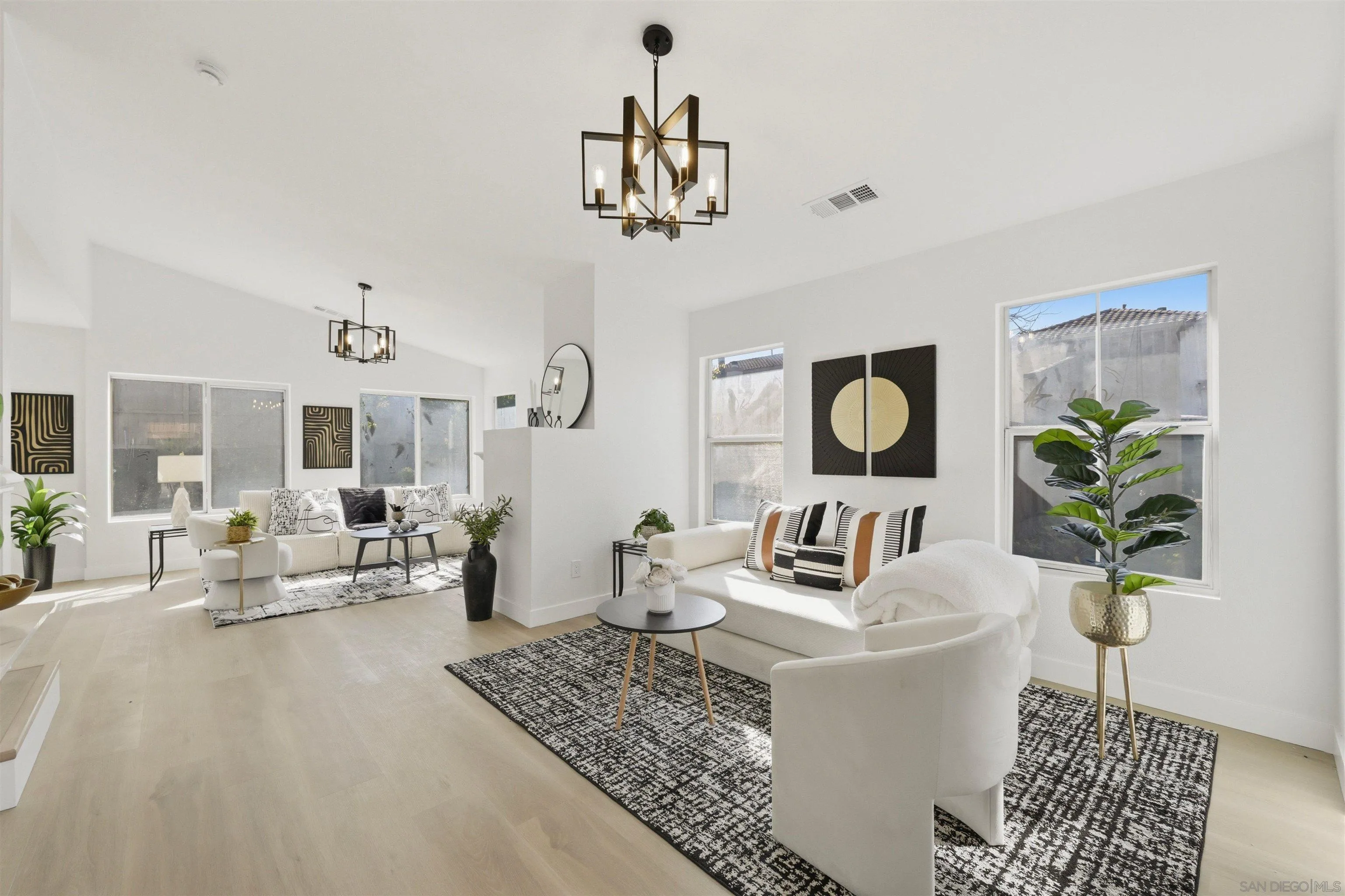 https://cdn.realtyfeed.com/cdn/127/260018112/43f4a42765302db06eba16c71ae49743.webp