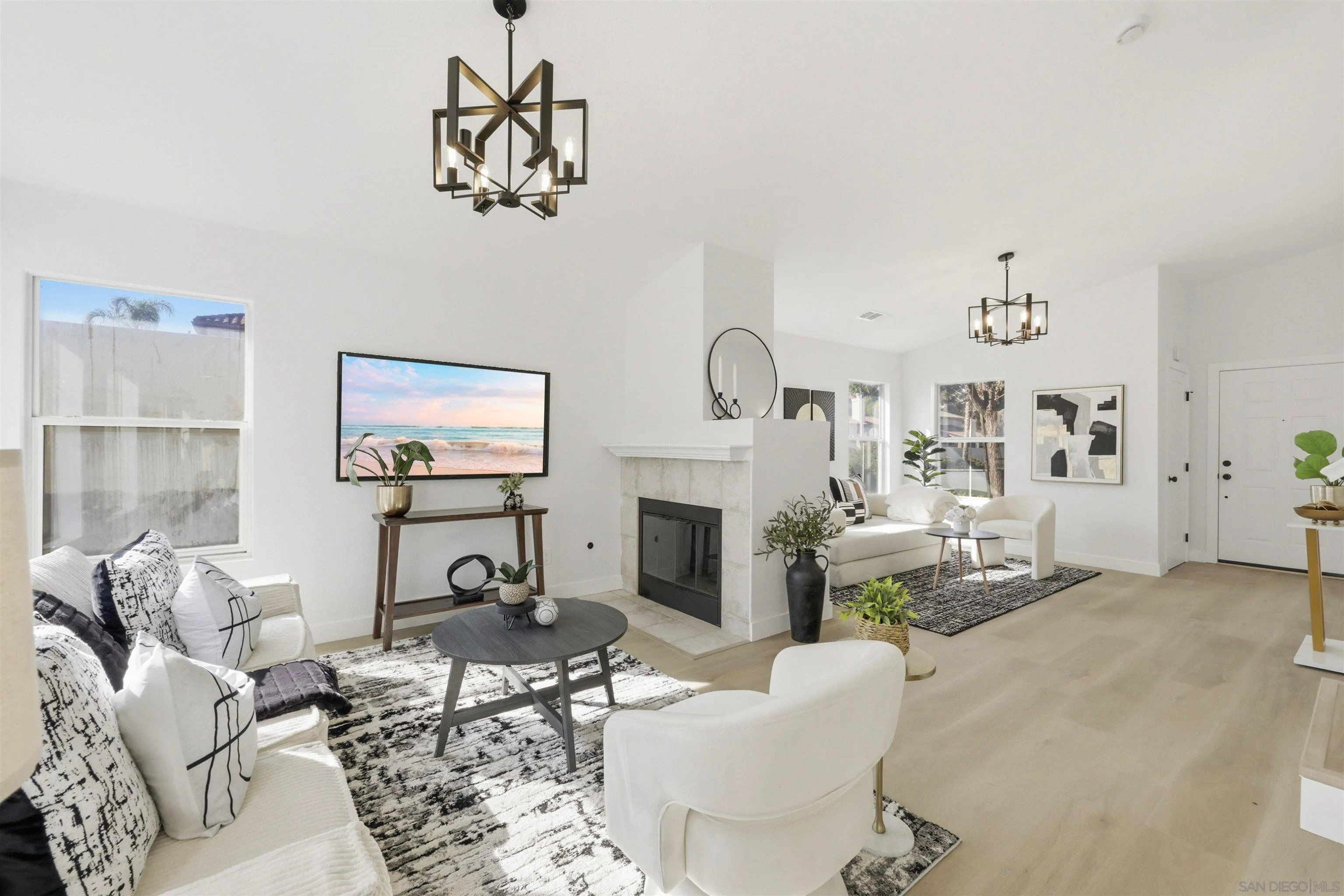 https://cdn.realtyfeed.com/cdn/127/260018112/ba666a9c81a76ba6206e560221344b45.webp