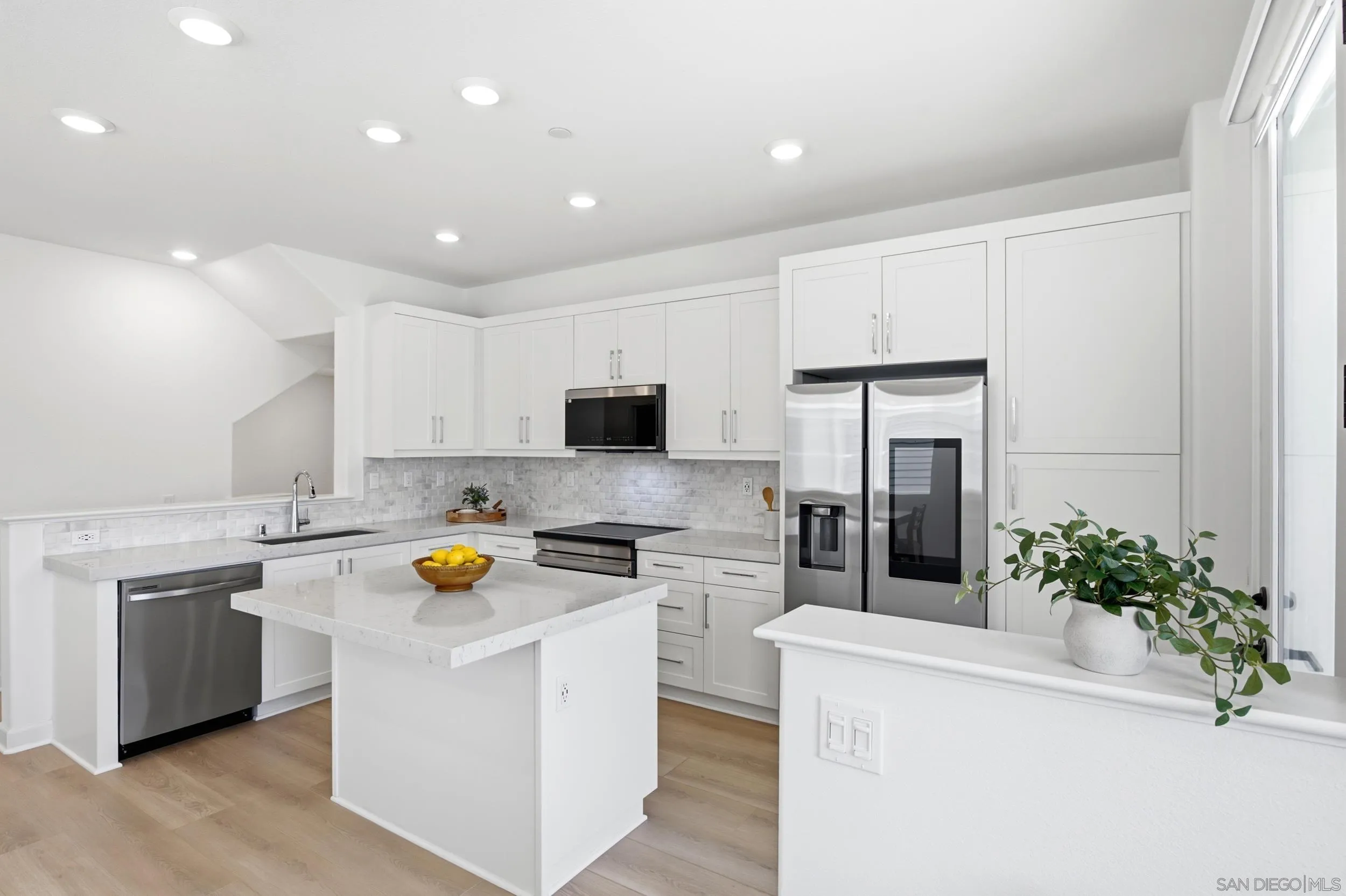 Photo #6: 260018116 Listing: Photo #6