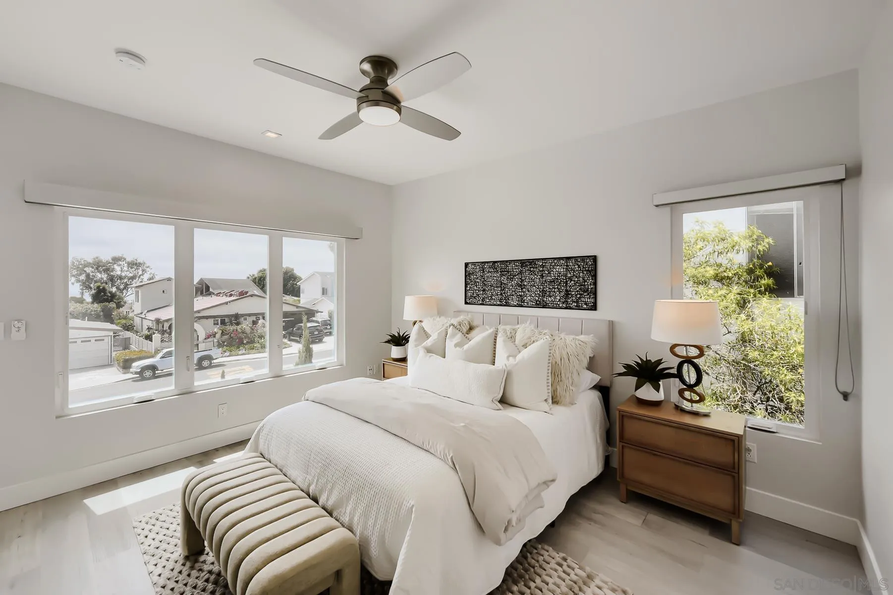 https://cdn.realtyfeed.com/cdn/127/260018121/08937f7789f4e1b4a37e96b975e3837e.webp
