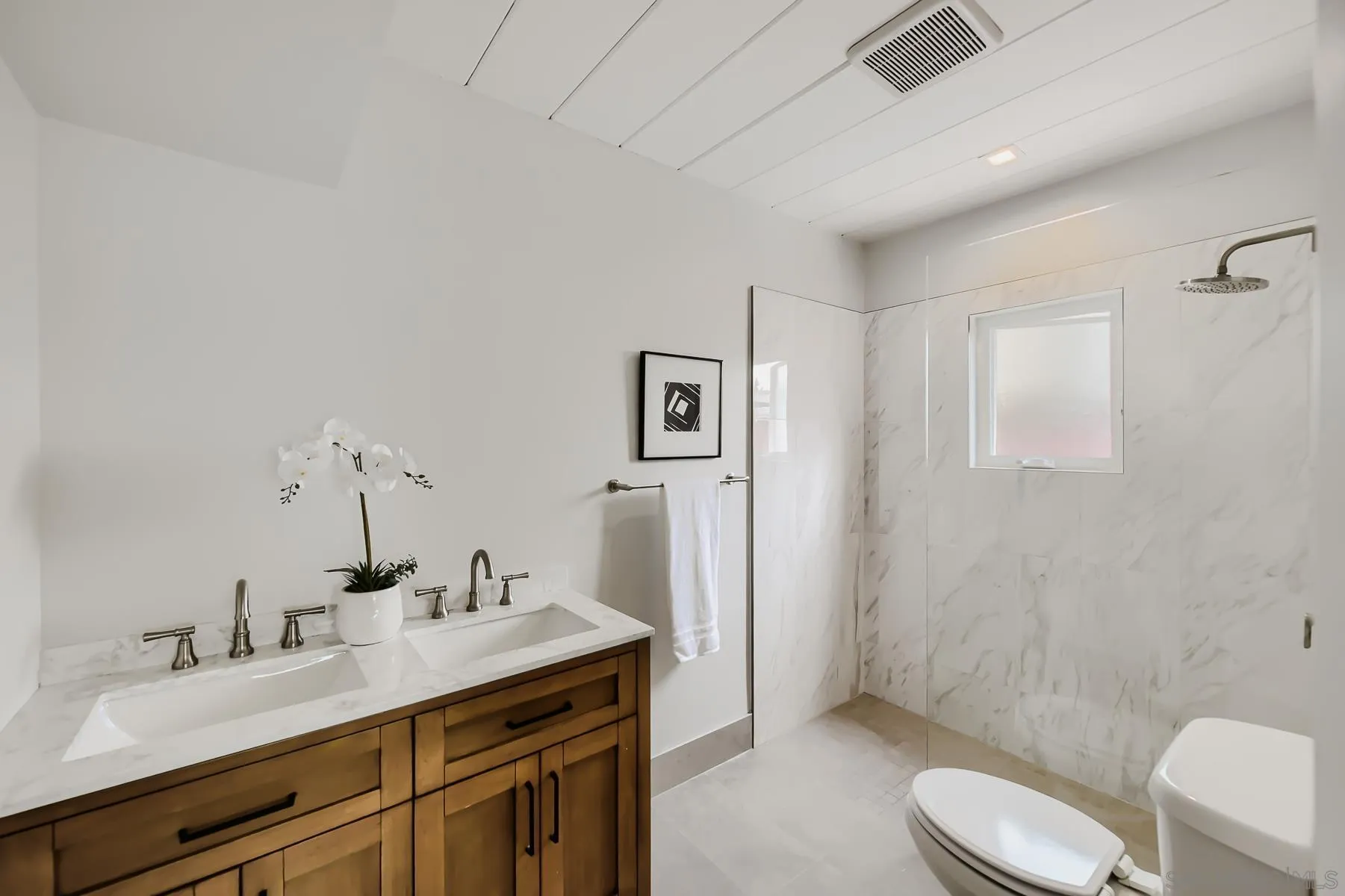https://cdn.realtyfeed.com/cdn/127/260018121/b5b44158fb08fd5fa472d93e866464b7.webp